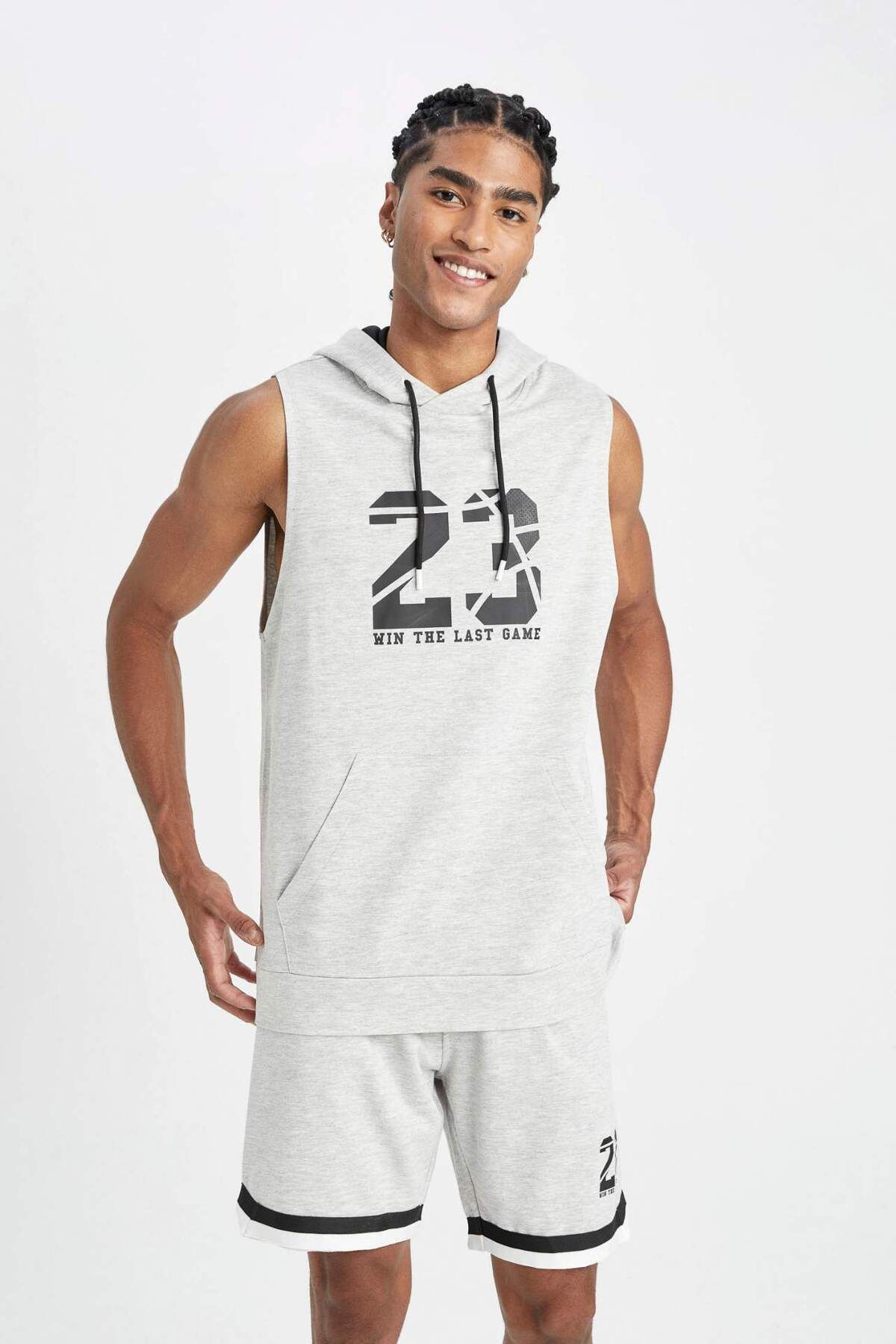 DeFacto-Defactofit Standard Fit Number Patterned Hooded Sleeveless Undershirt Z5603az23sp 5