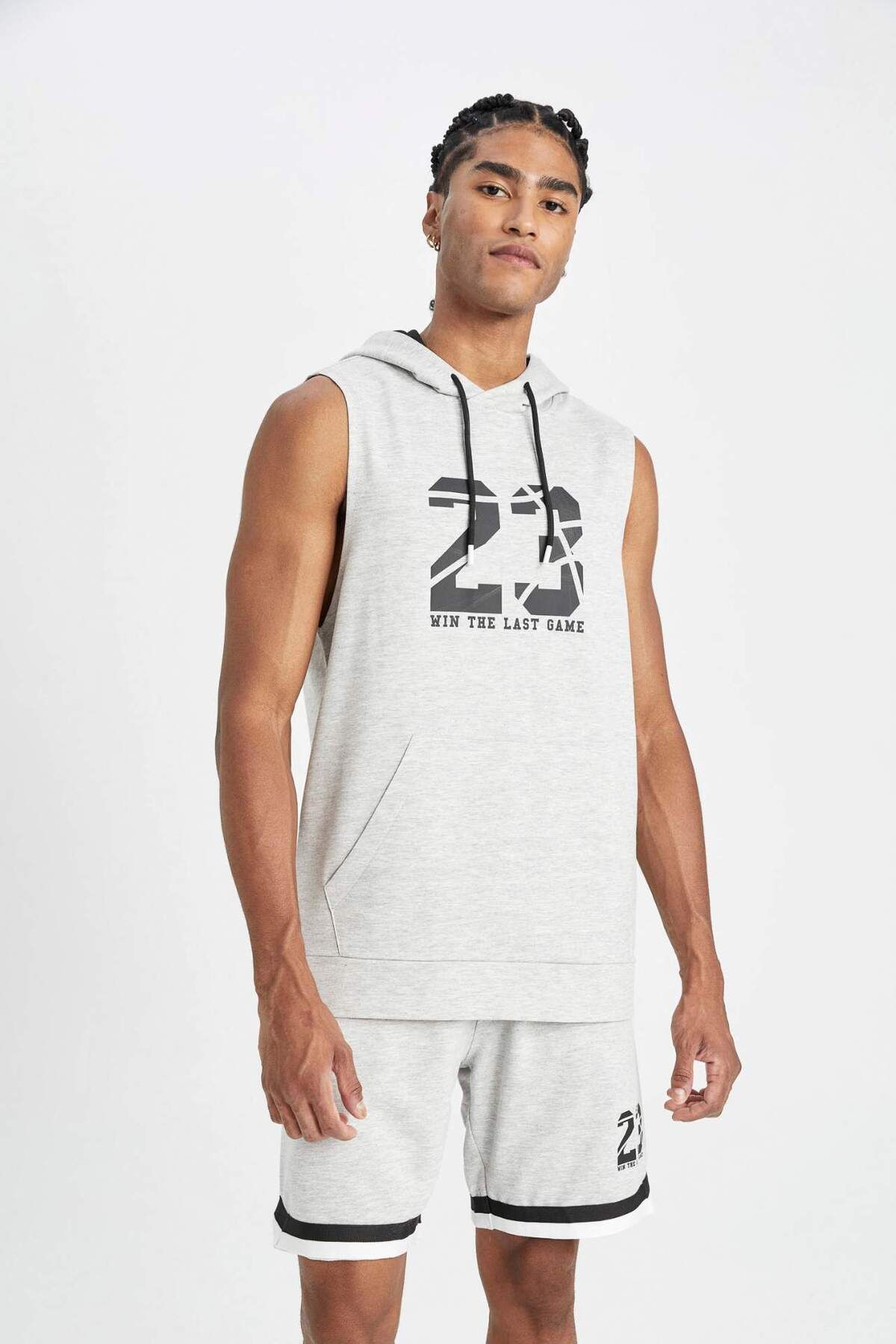 DeFacto-Defactofit Standard Fit Number Patterned Hooded Sleeveless Undershirt Z5603az23sp 6