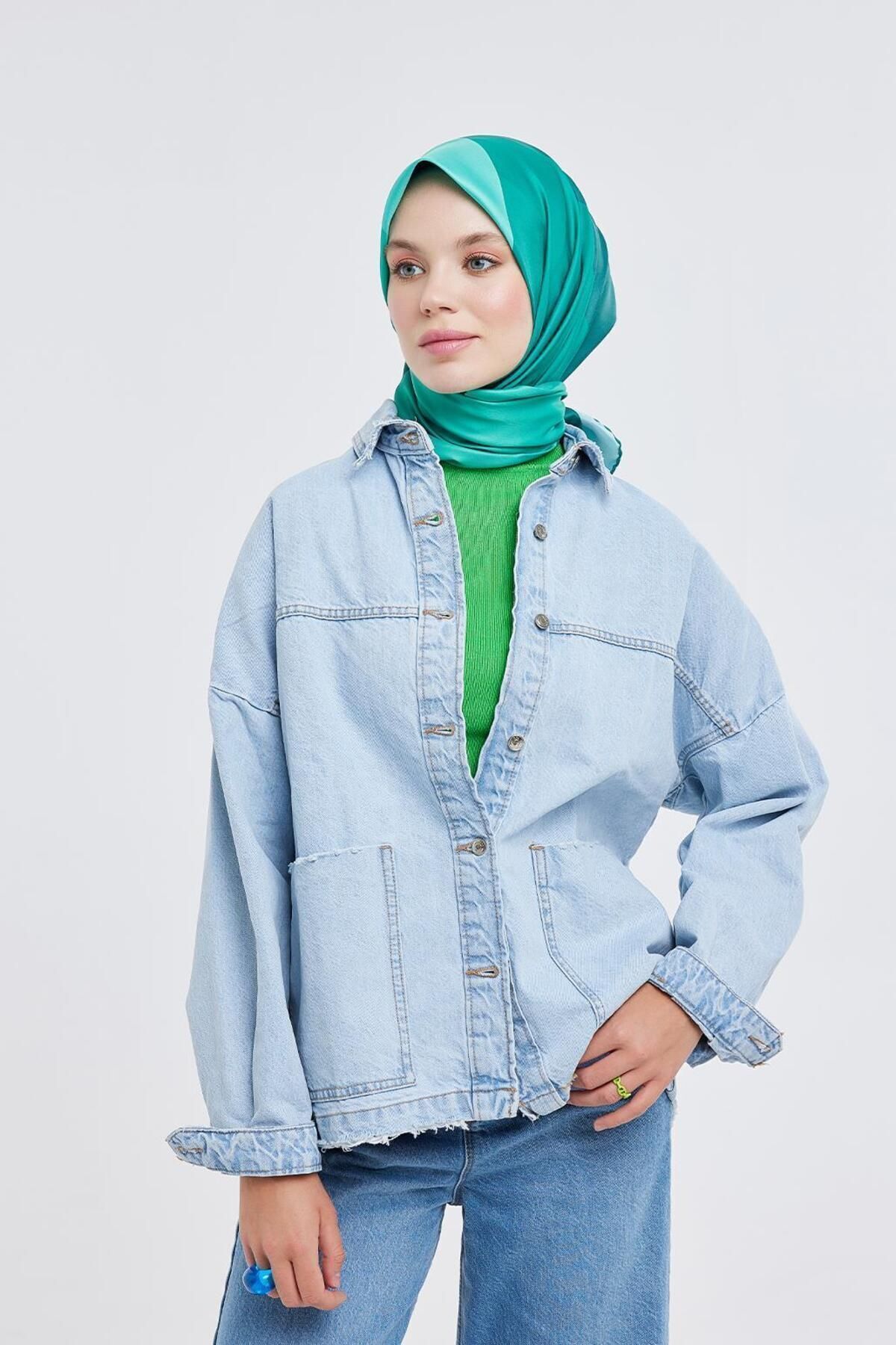 Qef-Emerald Green Gradient Scarf 3