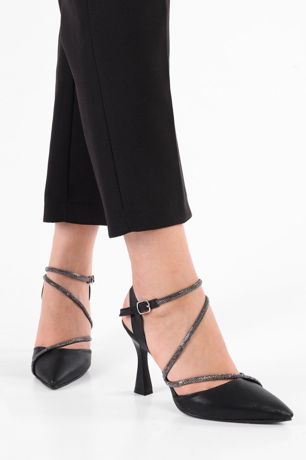 SOLMAZ-Black Stone Detailed Berta Evening Dress Shoes 2