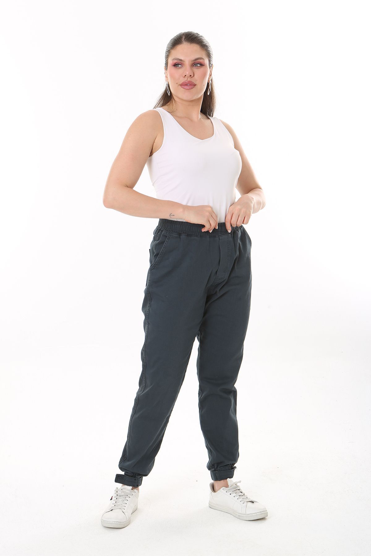complete the look image
