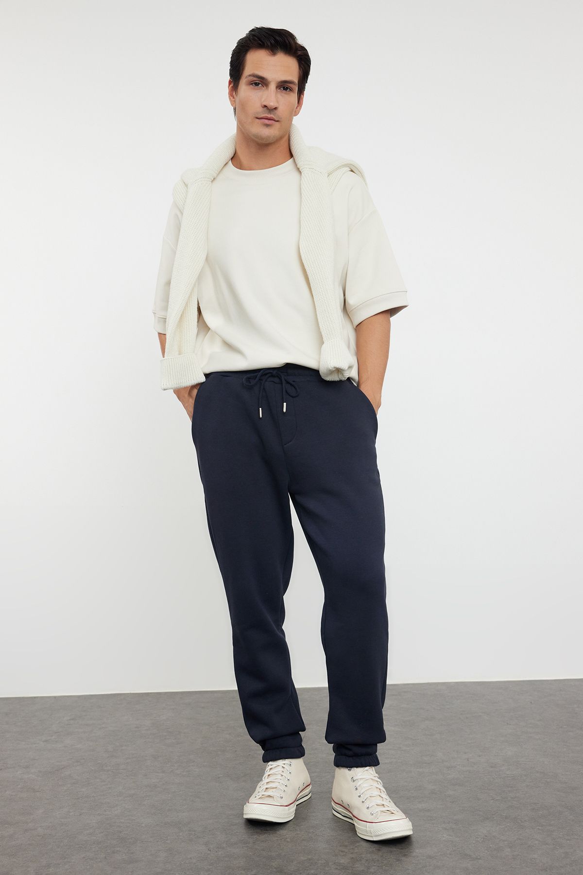 Trendyol Collection-Φορτ παντελόνι Navy Blue-StonE FleecE - Συσκευασία 2, Κανονική κοπή, Πόδι από καουτσούκ TMNAW25EA00004 2