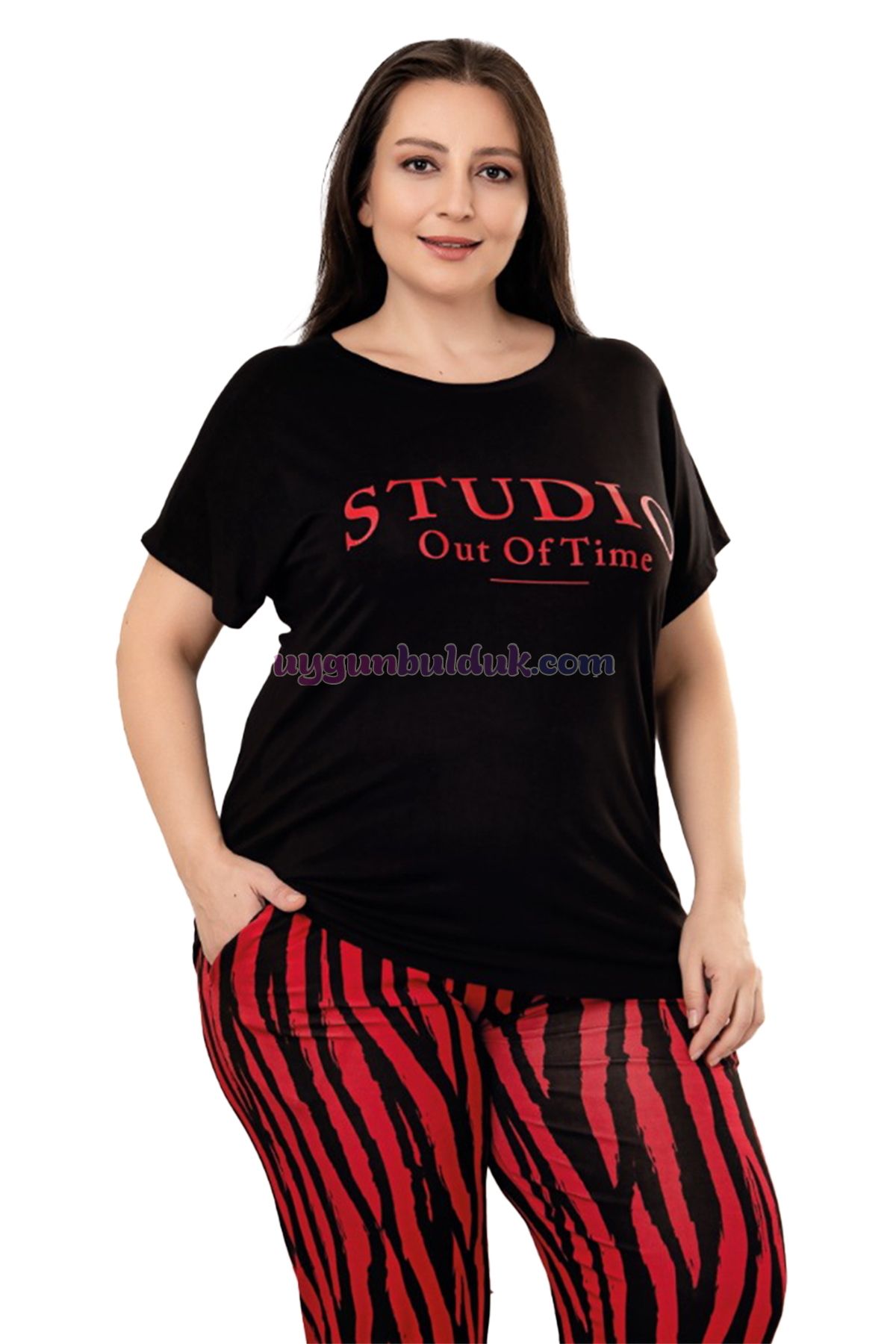 quilling-Zebra Patterned Large Size Mother's Pajama Set - Red and Black 3