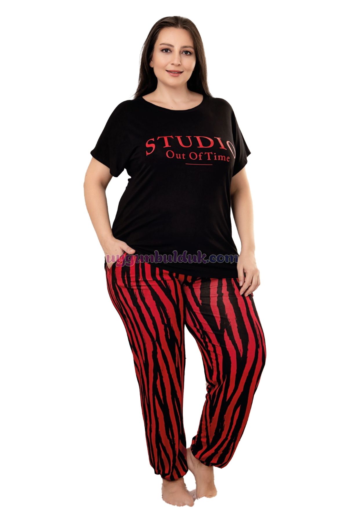 quilling-Zebra Patterned Large Size Mother's Pajama Set - Red and Black 4