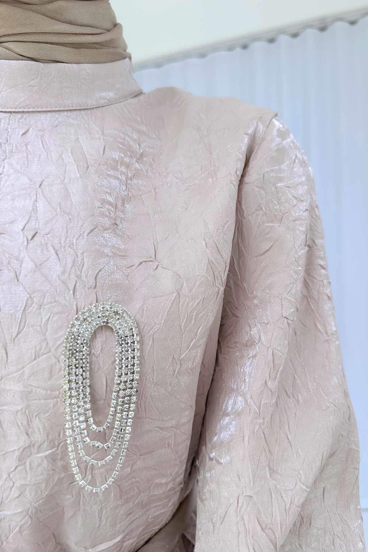 Ka Hijab-Beige Hijab Dress - Brooch Detailed 3