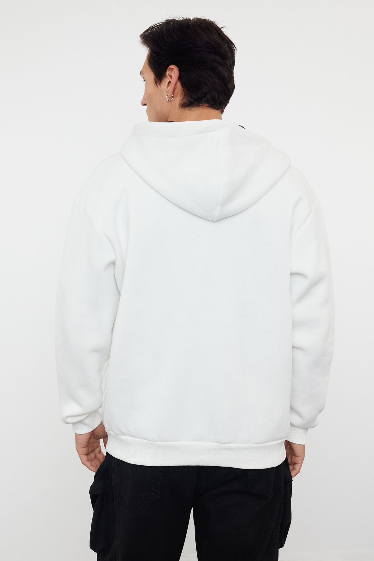 Trendyol Collection-Oversize Ecru Fleecová mikina s kapucí - zip uvnitř Text tištěný Tmnaw25Sw00074 6