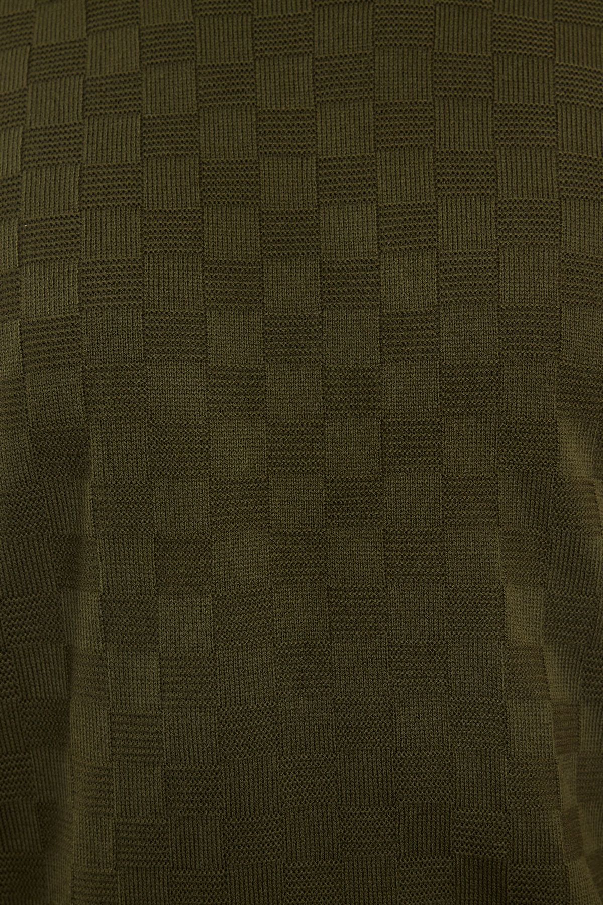 Trendyol Collection-Khakifarbener Slim-Rollkragenpullover – kariert/kariert TMNAW20VK0004 4