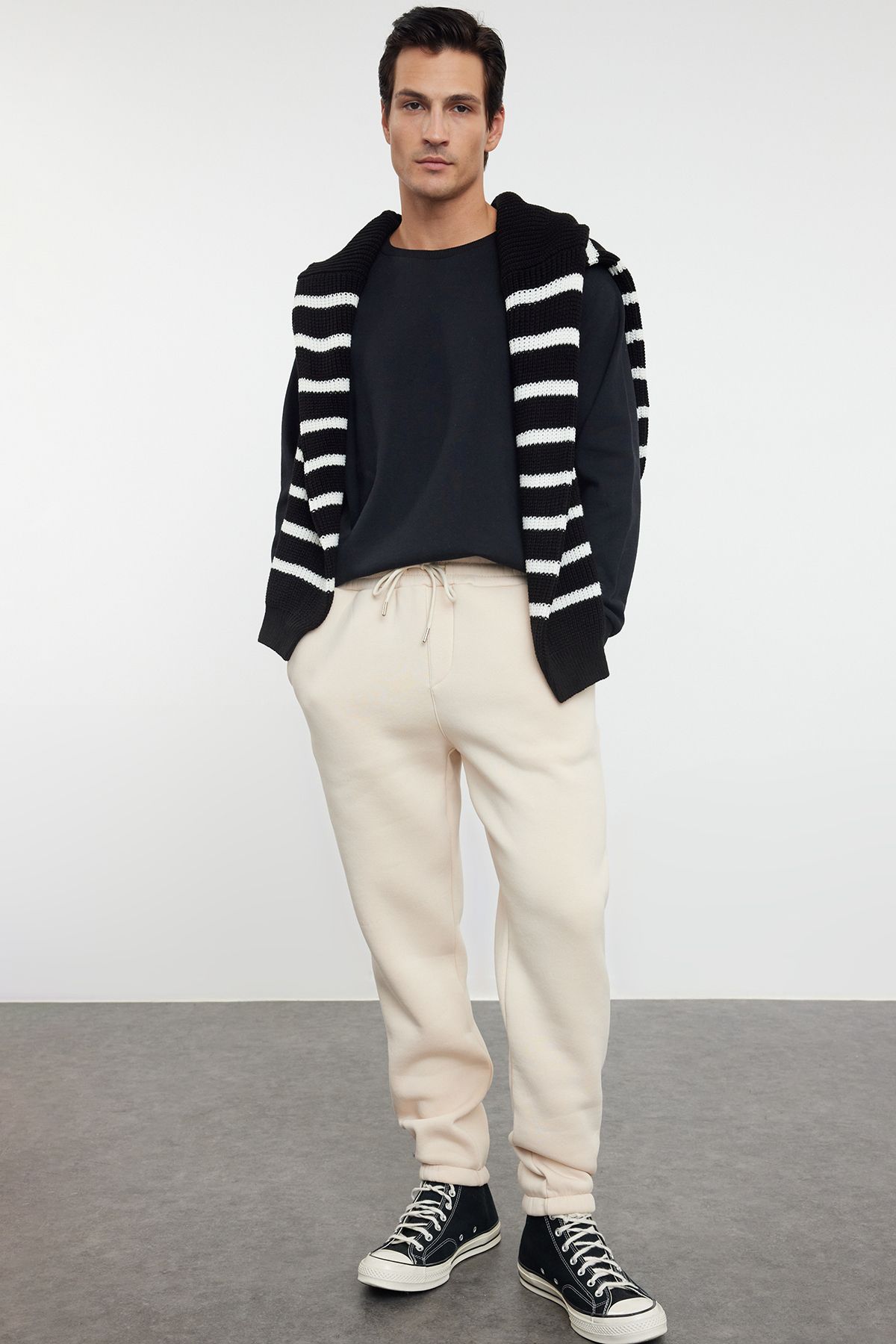 Trendyol Collection-Φορτ παντελόνι Navy Blue-StonE FleecE - Συσκευασία 2, Κανονική κοπή, Πόδι από καουτσούκ TMNAW25EA00004 5