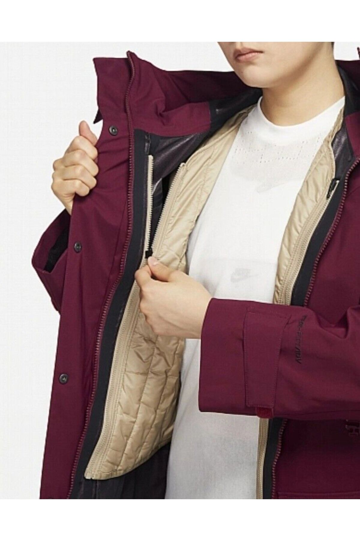 Nike Sportswear Storm Fit ADV Tech Pack Full Zip Hoodie Kad n Parka Fiyat Yorumlar Trendyol