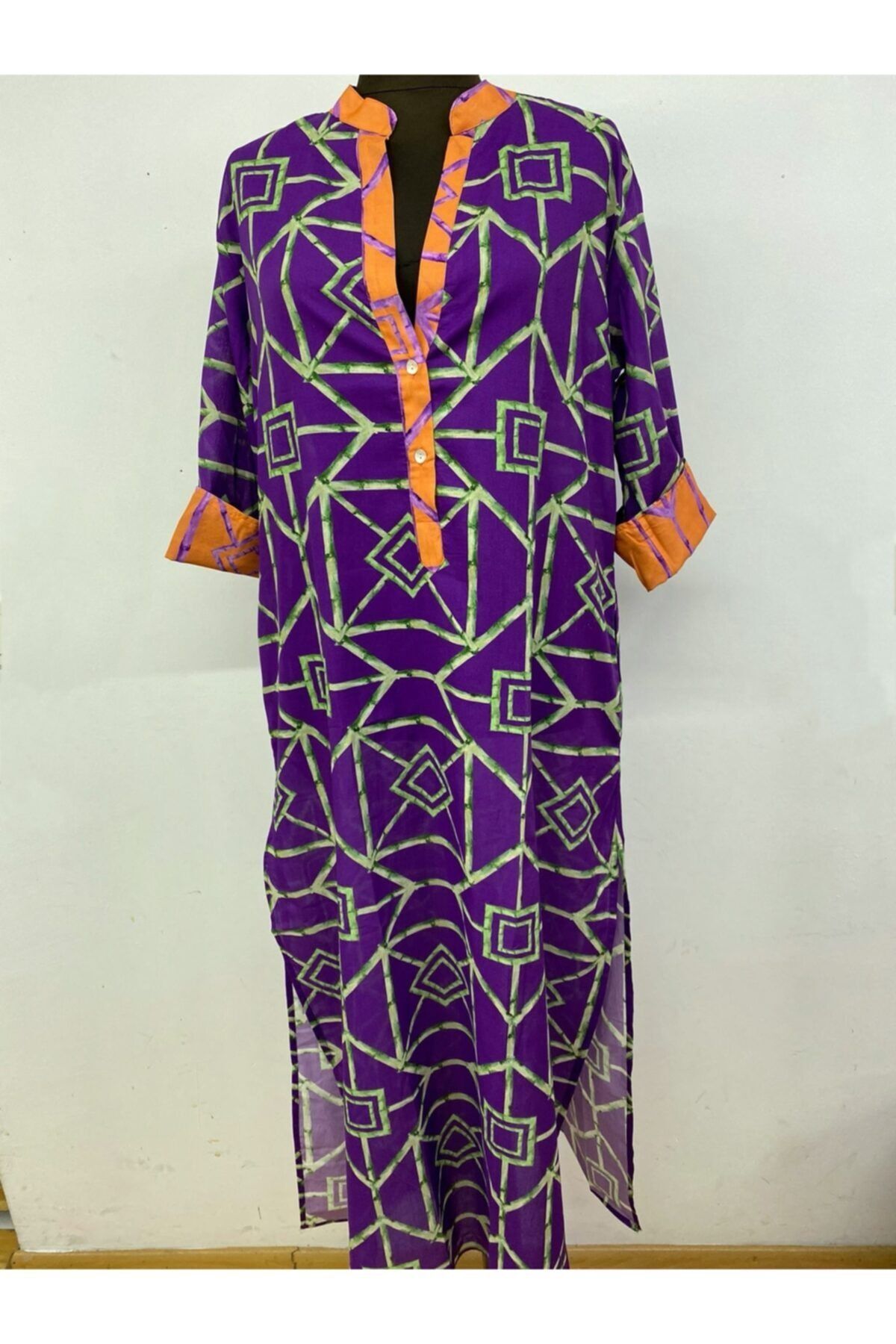 Mona İstanbul Ilya Mor