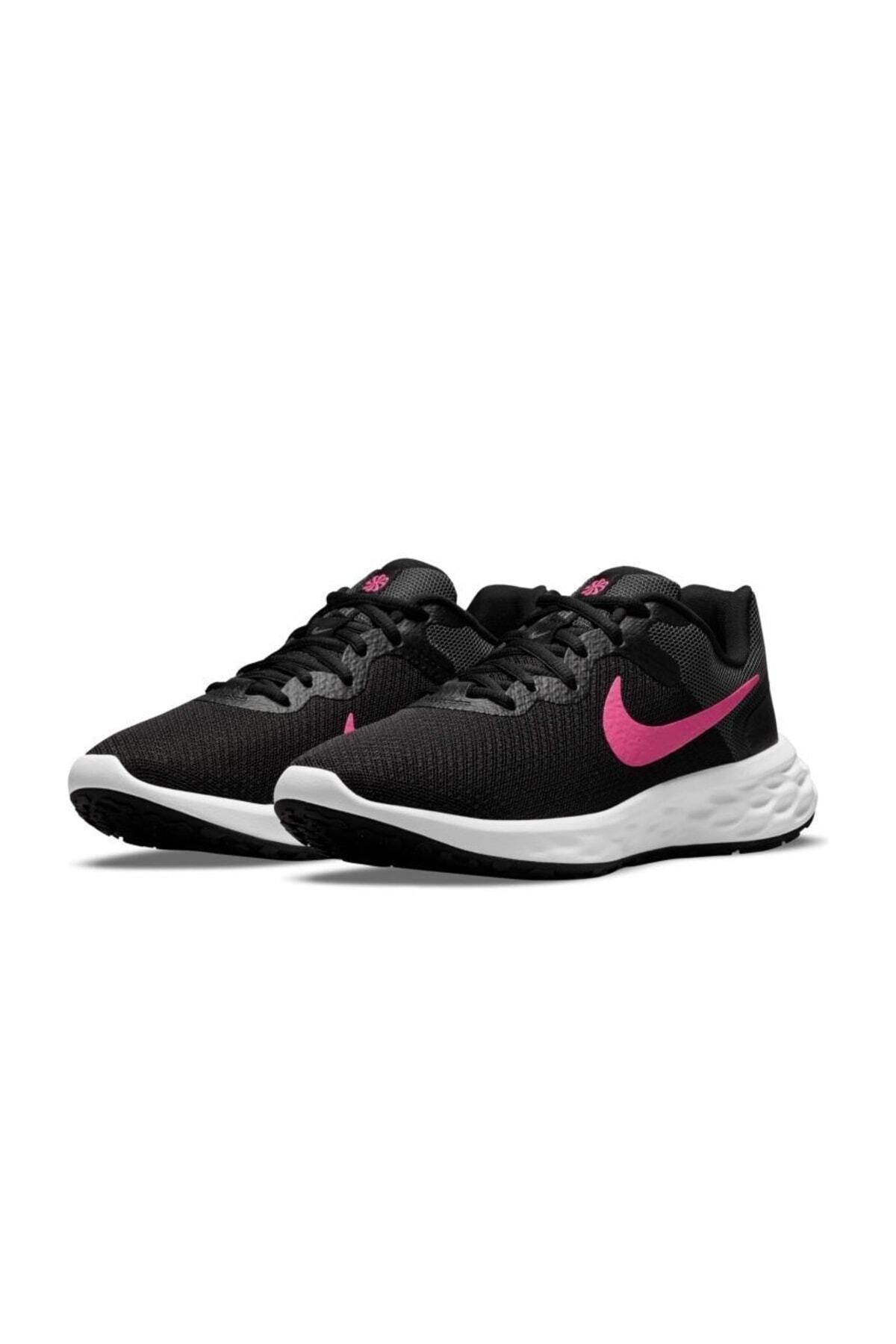 Woman nike cvfghjokc revolution black and pink