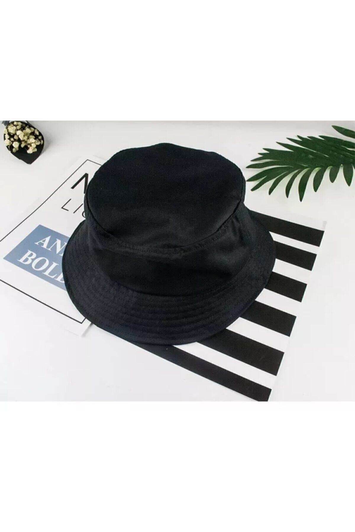 Giraffe-Plain Black Bucket Hat Fisherman Hat Bucket Hat 5