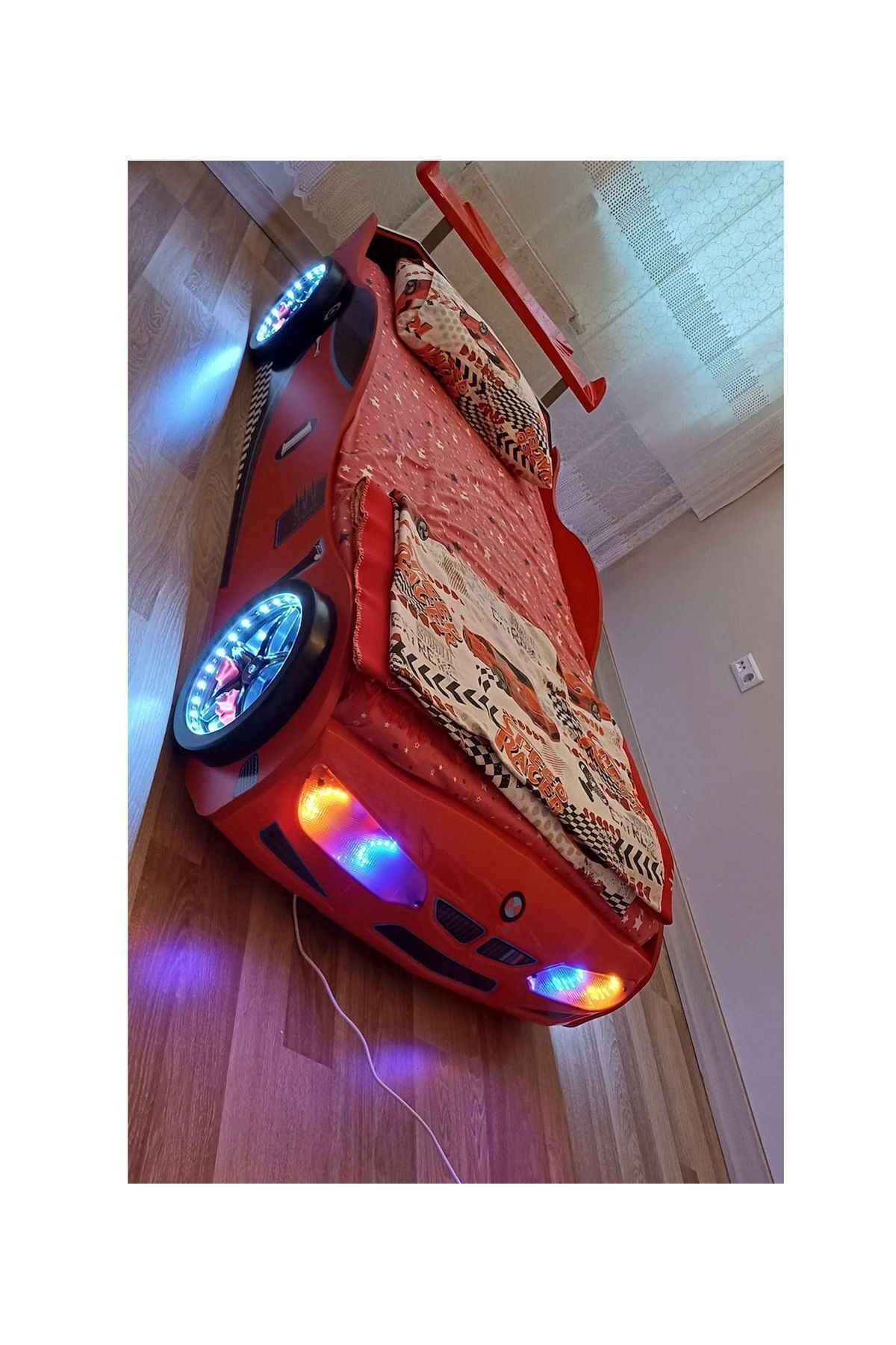 inegoldeneve Gt1 - Bmw - Kırmızı Arabalı Yatak - Araba Karyola - M7 Serisi - Full Ledli fotoğrafı 5 (önizleme)