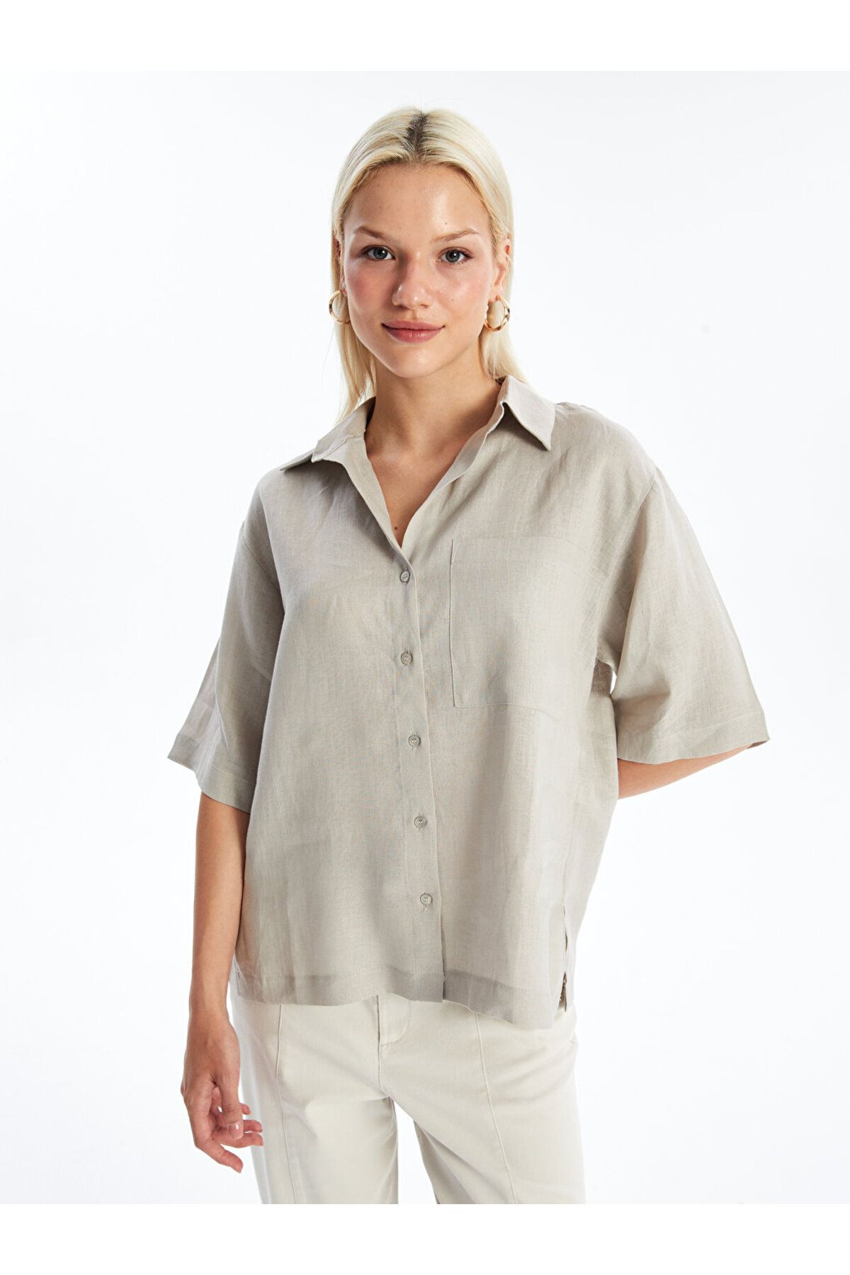 LC Waikiki Koszula Damska Oversize - Prosty Krótki Rękaw Kobieta - M