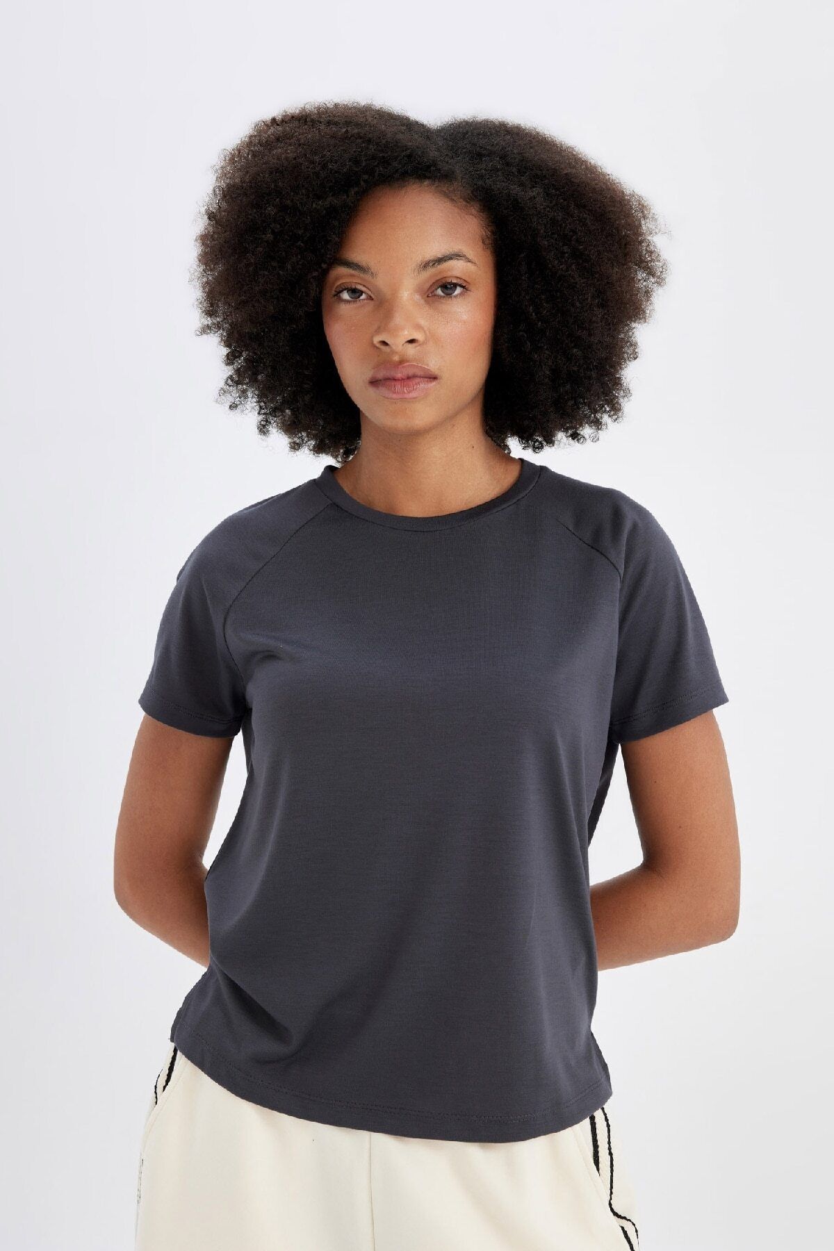 تی شرت زنانه دفاکتو | D1280AX24HS Defacto - Image 3