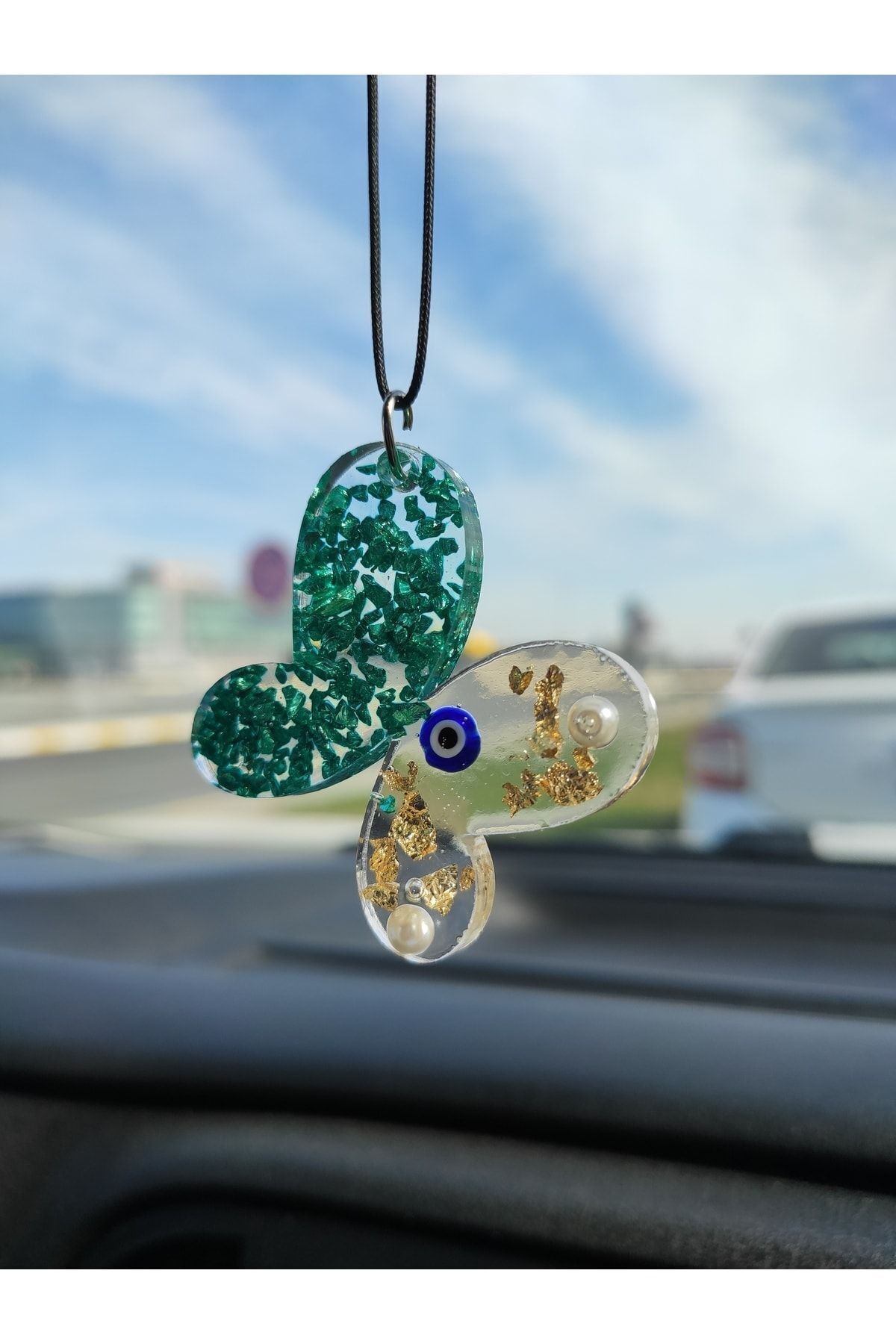 Esey Dizayn Nazar Boncuğu Incili Kelebek Araba Içi Dikiz Ayna Süsü Epoksi