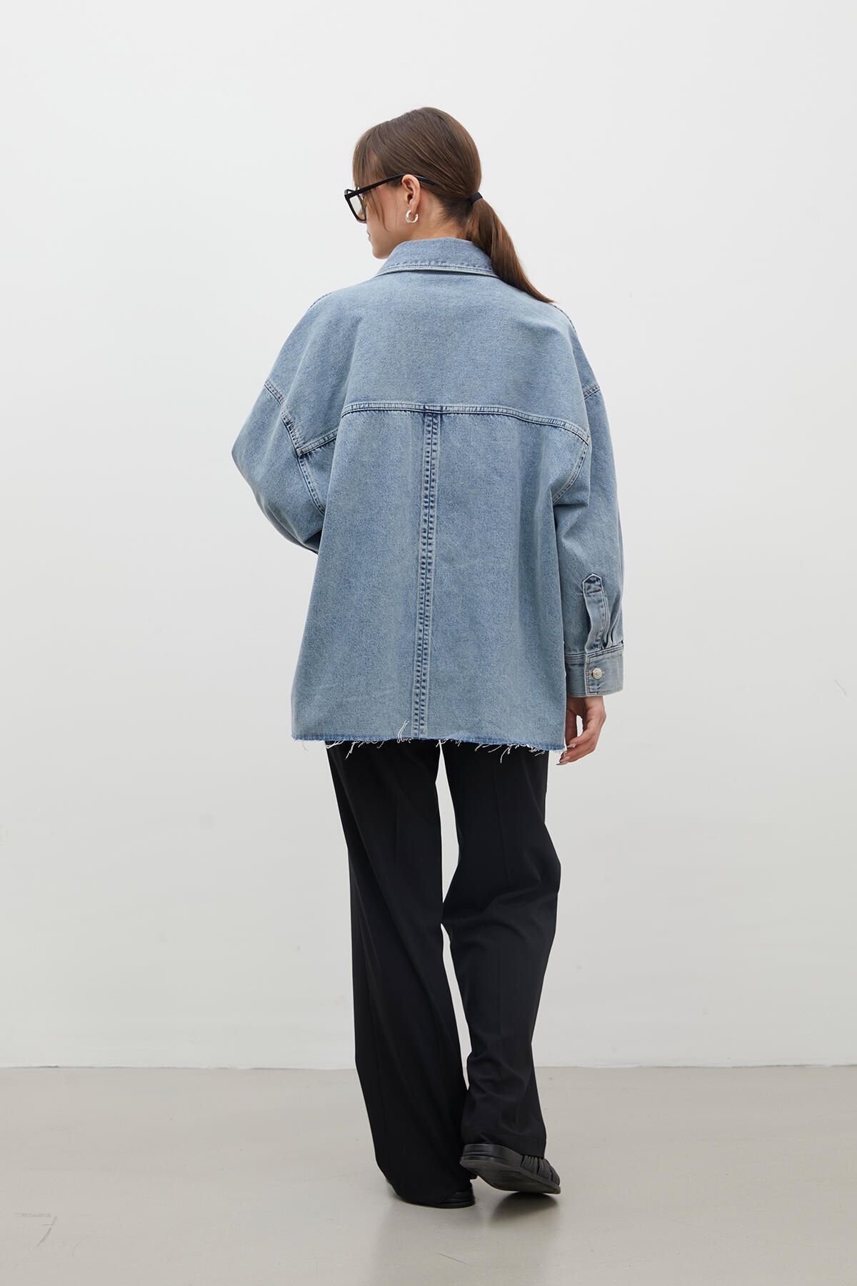 Manuka-OVERSIZE-DENIMHEMDJACKE BLAU 8
