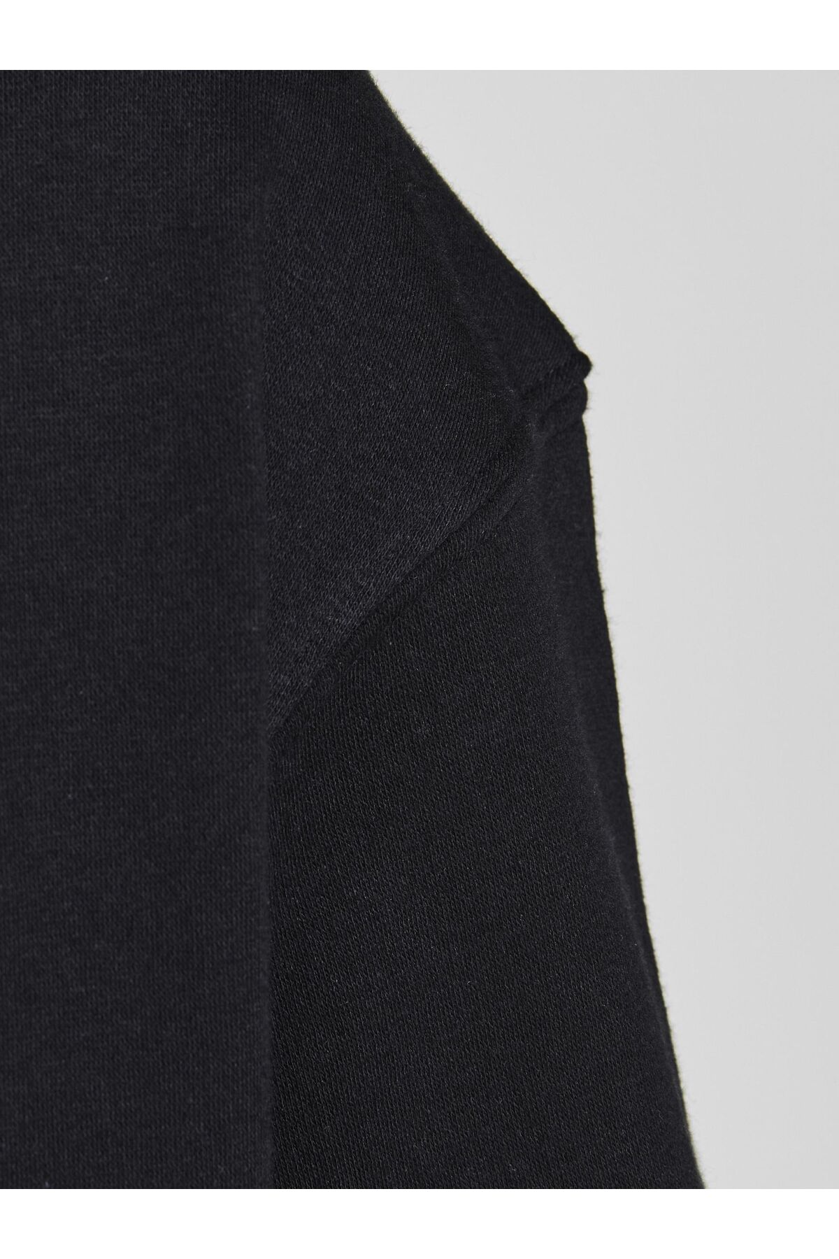 سویشرت جک اند جونز مردانه پلی استر مخلوط شده مشکی اسپرت راسته Slim Fit/اسلیم فیت    بیسیک کژوال/روزمره | Jack & Jones 12249341 BA - تصویر 6