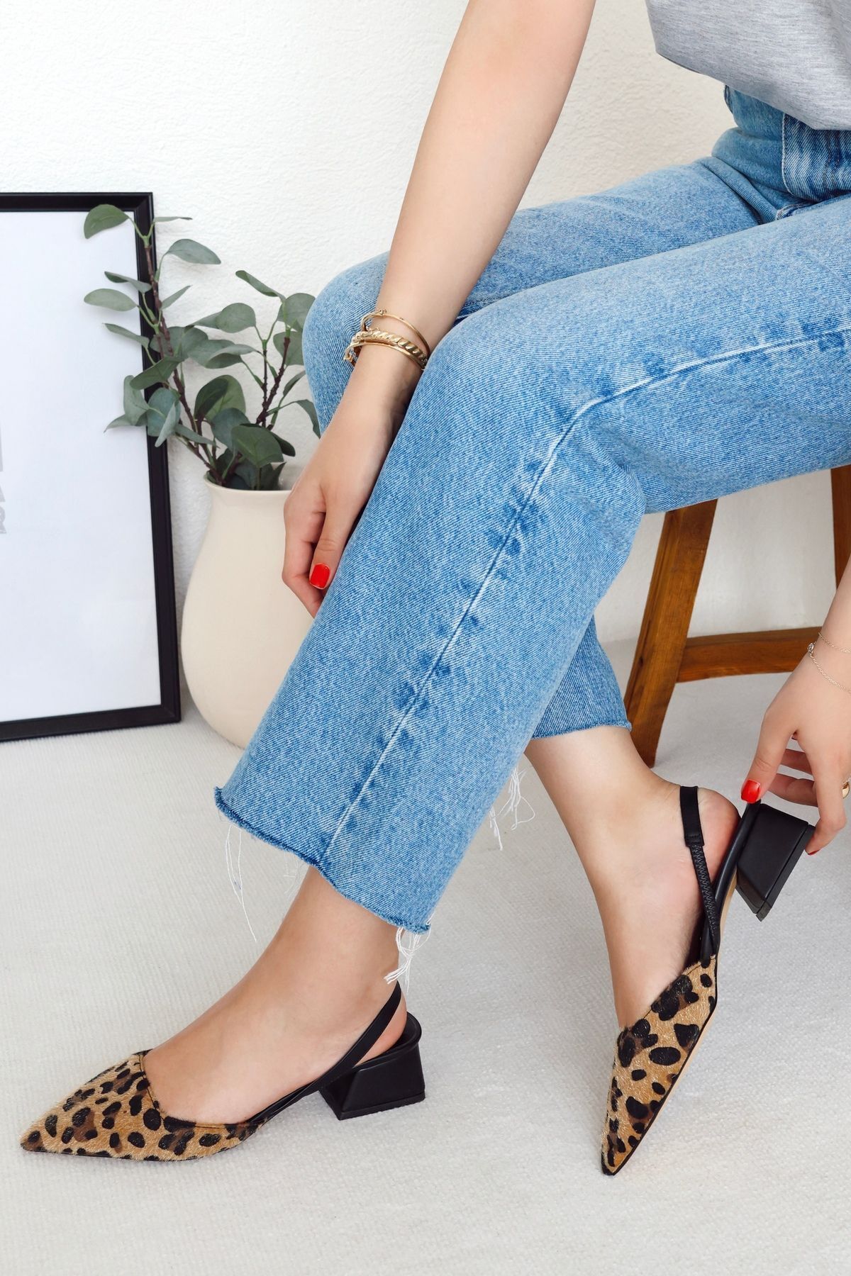 POLKA STORE-Blush leopardí špičaté krátké dámské boty na podpatku 3