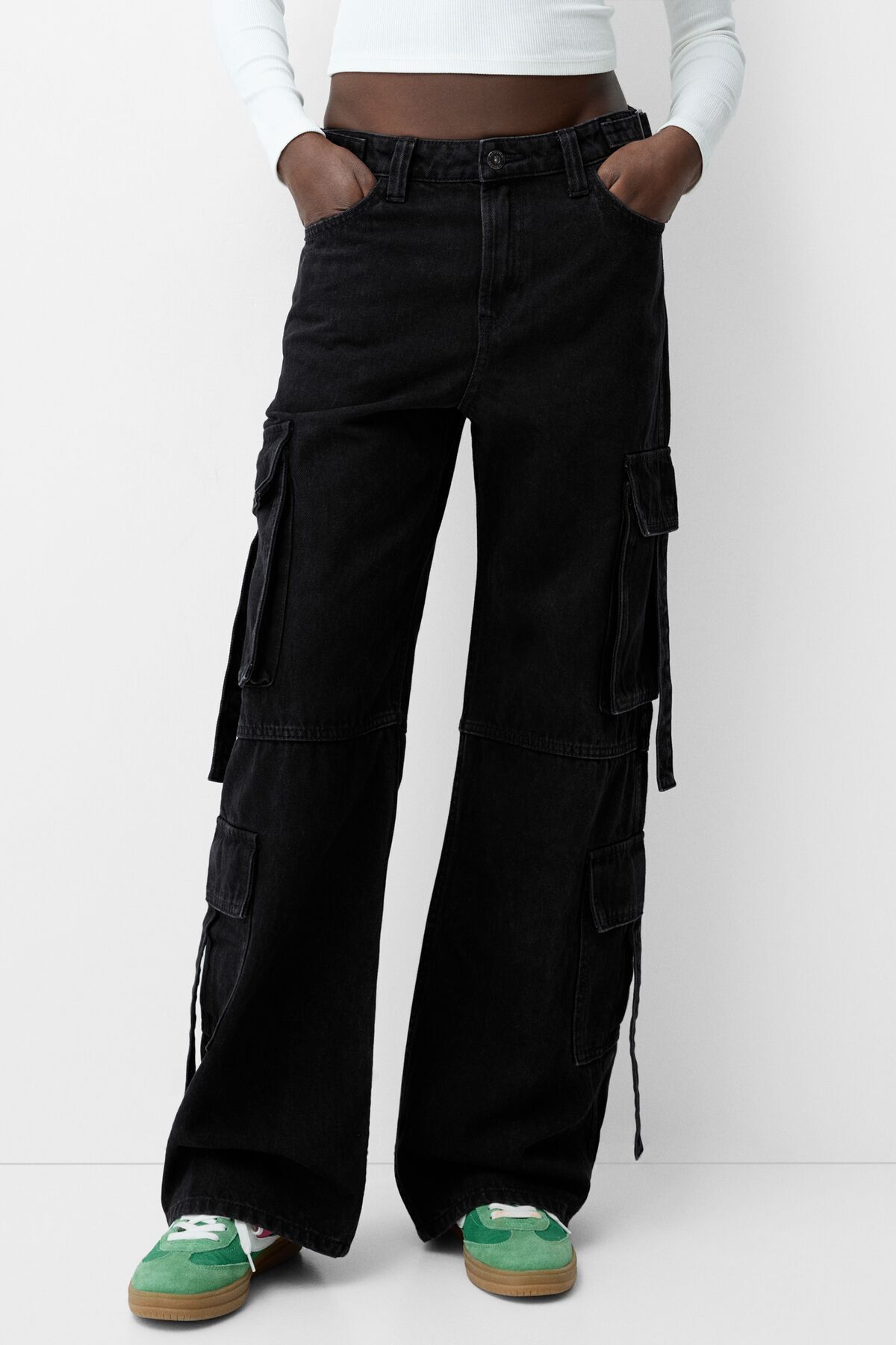 Bershka Cok cepli kargo jean Fiyat Yorumlar Trendyol
