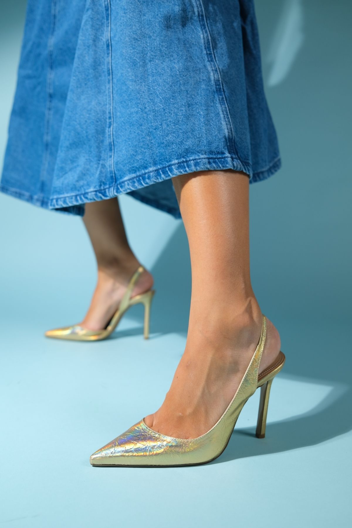 کفش پاشنه کلاسیک طلایی زنانه بلند هولوگرام luvishoes