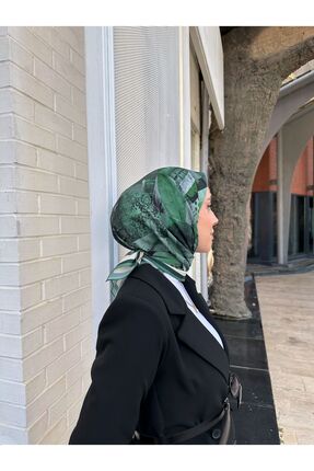 KUQOS Tablo Desenli Eşarp Zümrüt