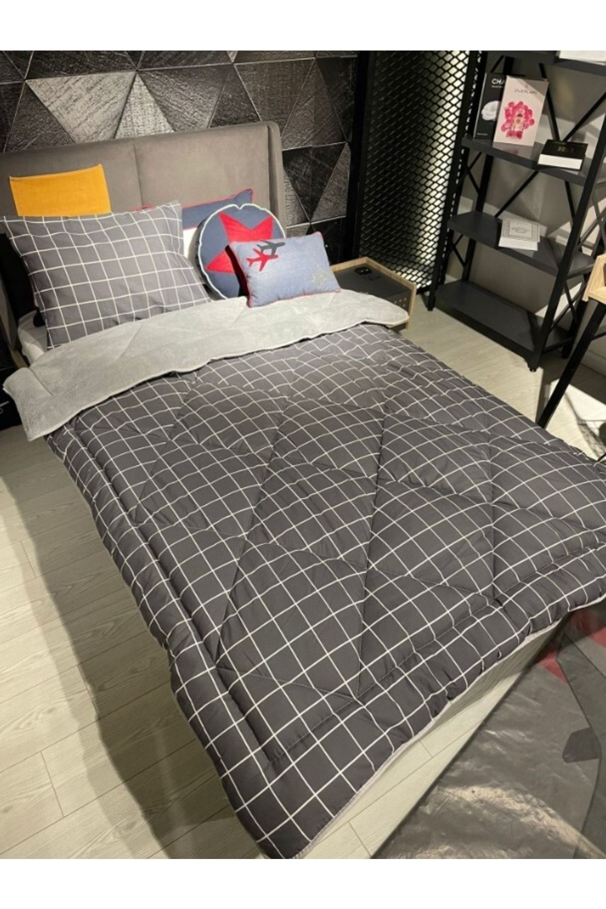 Violacasa-Double Sided Welsoft Quilt Single Anthracite Square 4