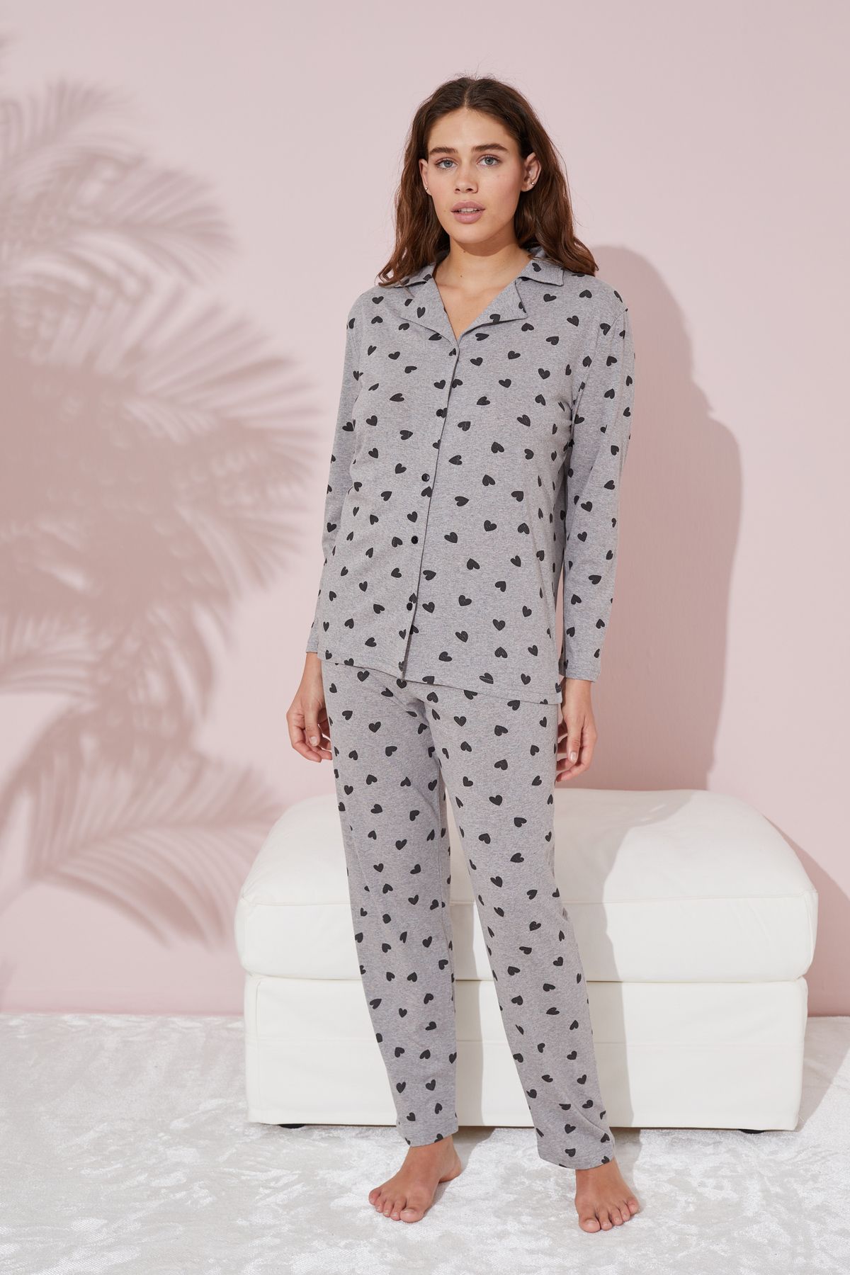 Siyah İnci-Cotton Gray Heart Patterned Buttoned Pajamas Set 2