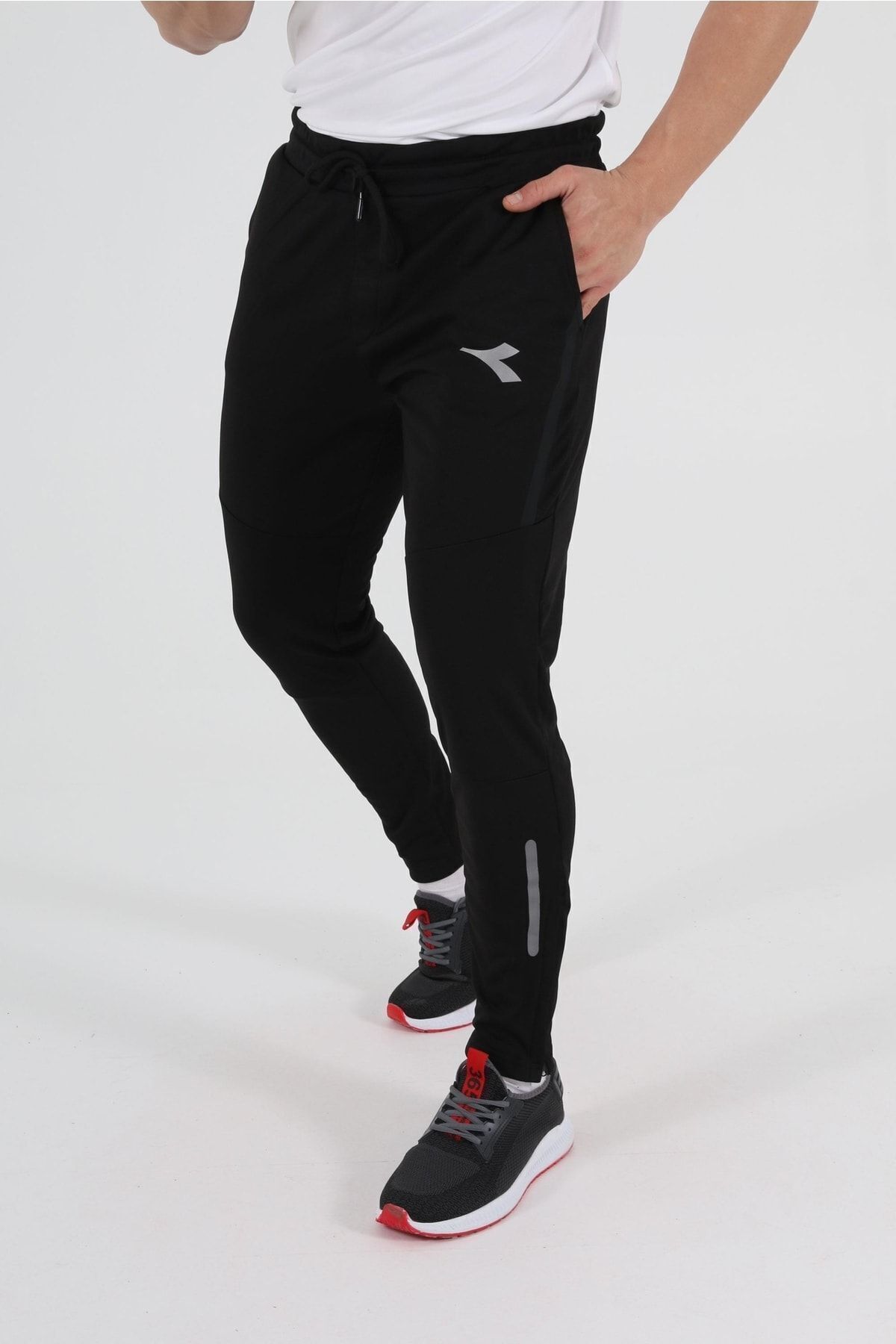 Diadora sweatpants outlet