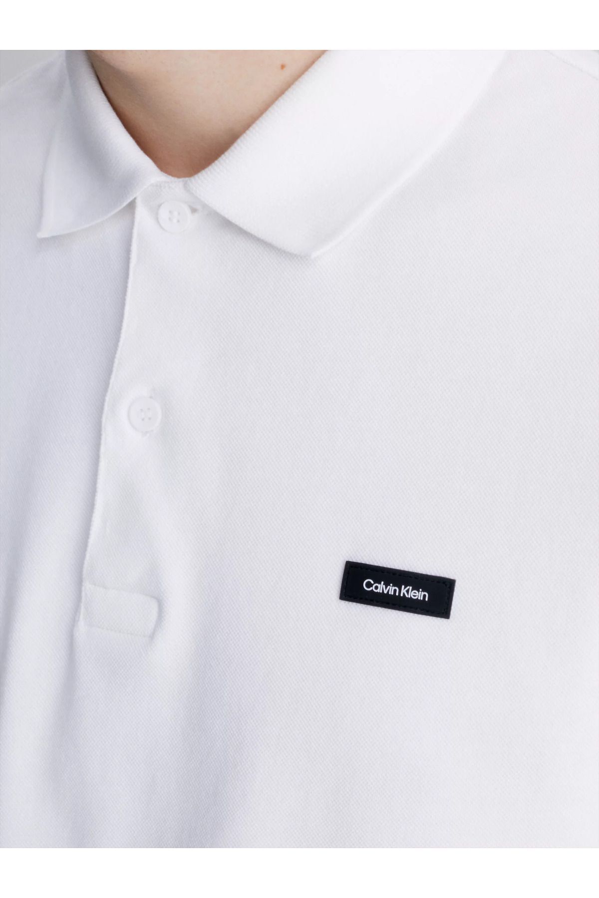 تی شرت یقه پولو سفید مردانه آرم مارک اورجینال Calvin Klein