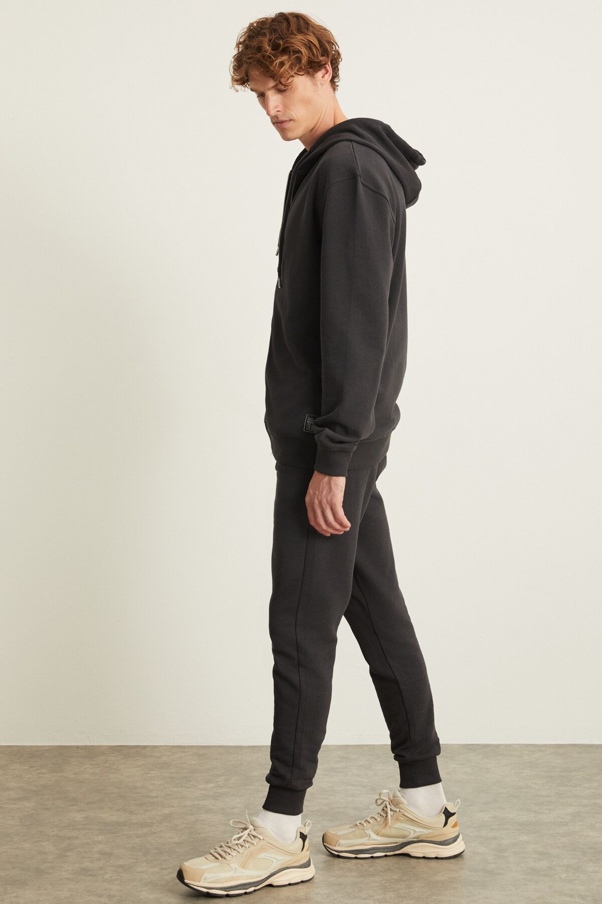 complete the look image