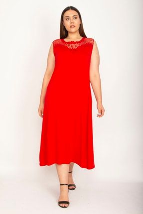 Kadın Kırmızı Yakası Dantel Detaylı Uzun Viskon Elbise 65N26885