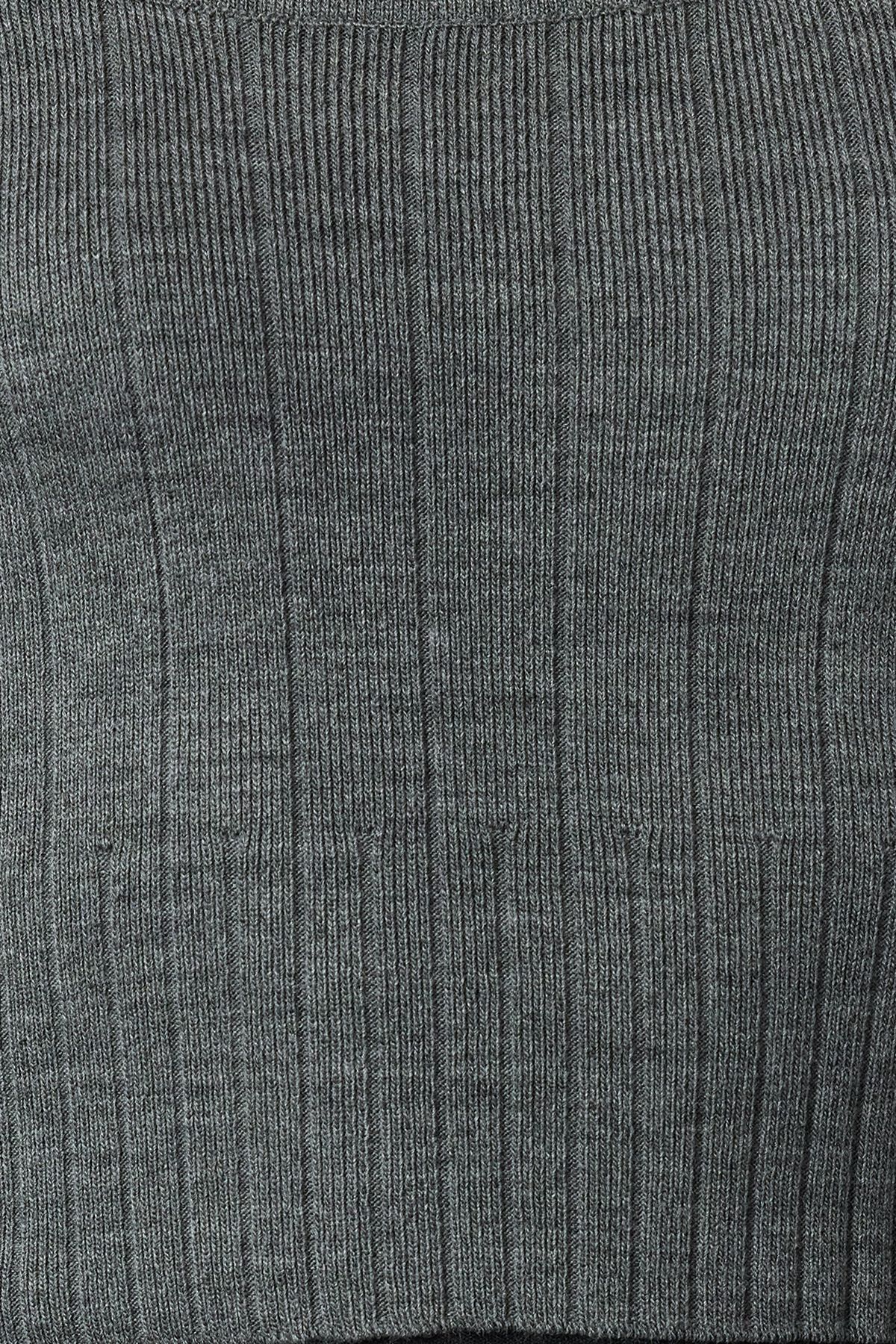 Trendyol Collection-Anthracite Knitwear Sweater - Crop Square Collar, TWOAW24KZ01199 3