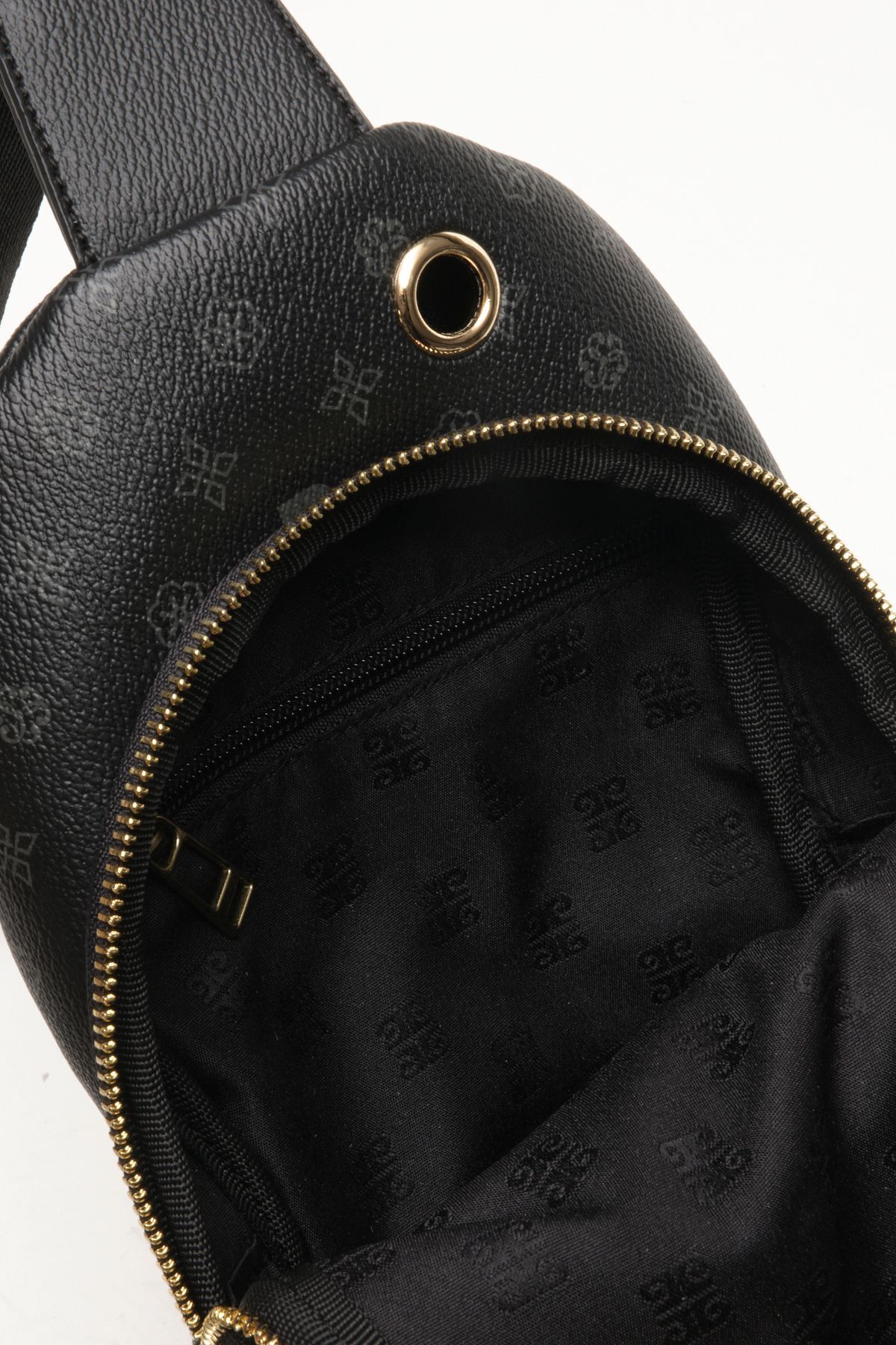 Pierre Cardin-Schwarze Monogramm-Umhängetasche für Damen 05PO22Y1535 4
