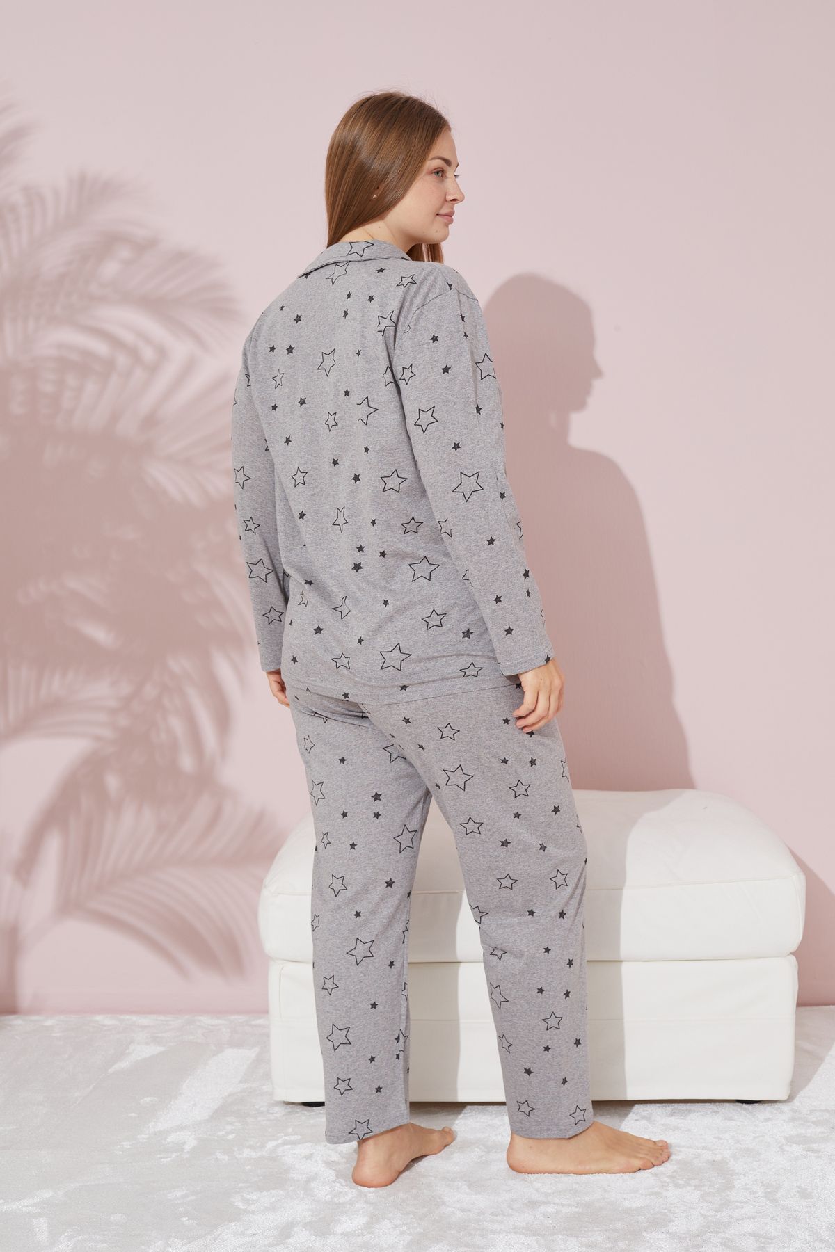Siyah İnci-Plus Size Gray Star Patterned Cotton Pajama Set - Buttoned and Oversize 3