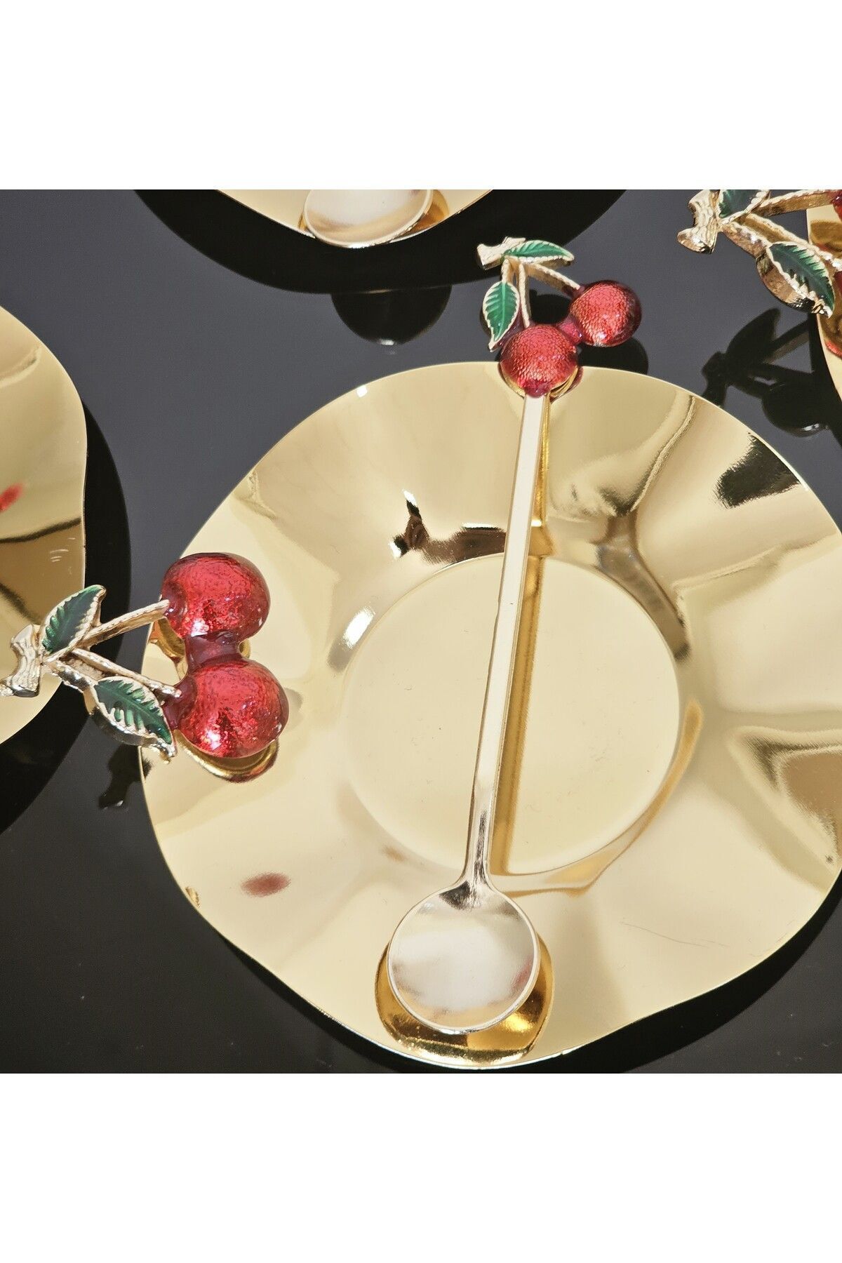 atabey home-DECORATIVE SET WITH 6 PLATES AND 6 TEAP SPOONES CHERRY DETAIL 2
