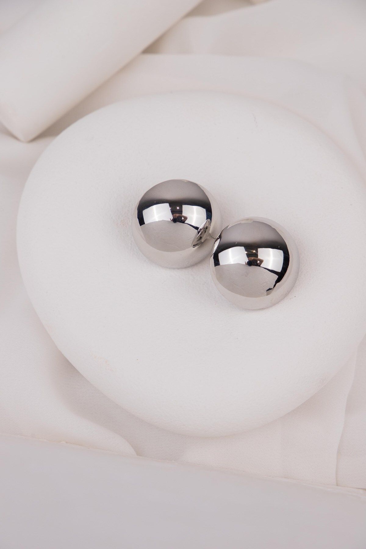 Sacha Accessories-Circle Form Silver Earrings 1