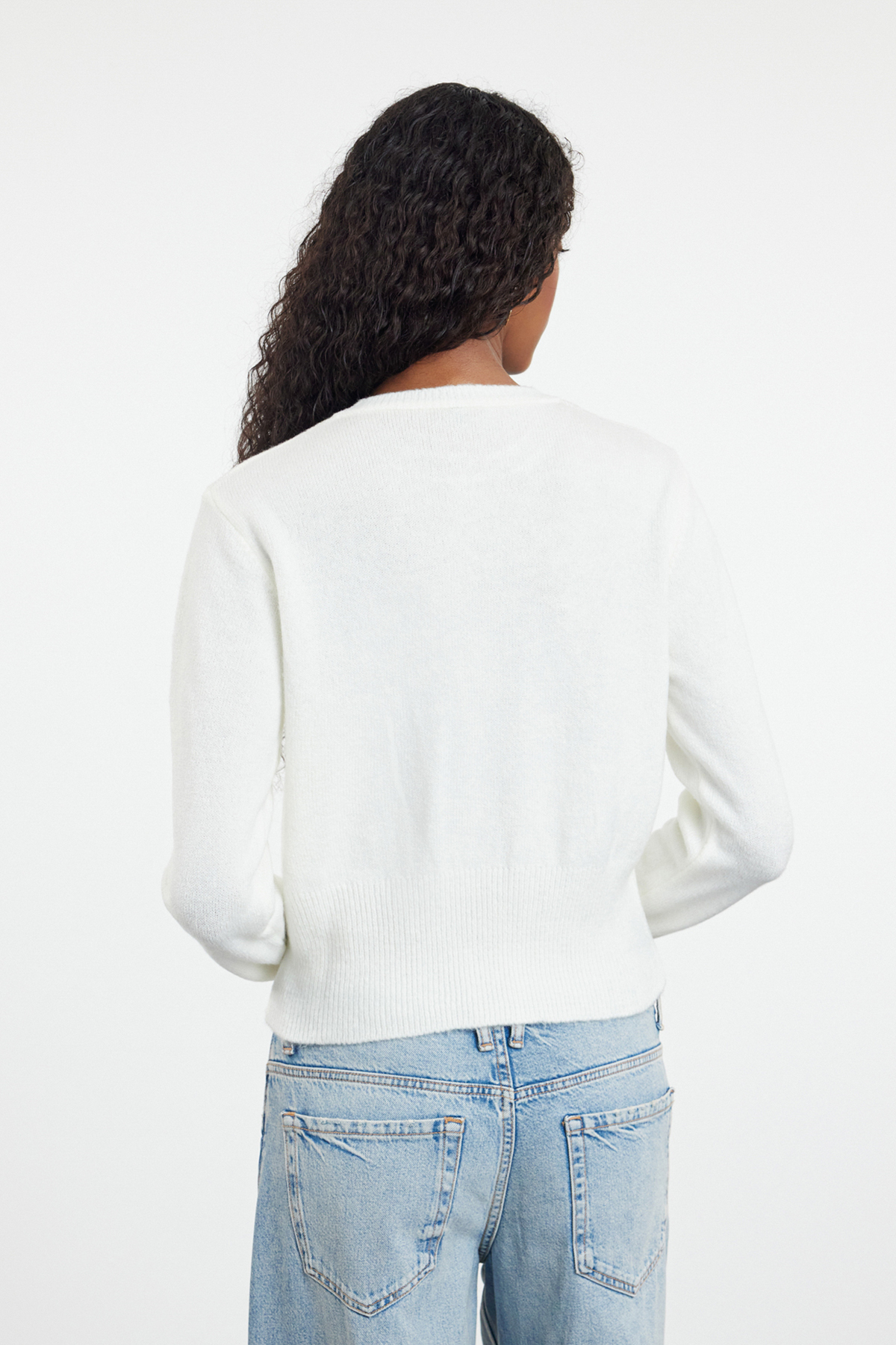 Trendyolmilla  Ekru Basic Düğmeli Ceket Görünümlü Yumuşak Dokulu Triko Hırka TWOAW25HI00164 - Görsel 5