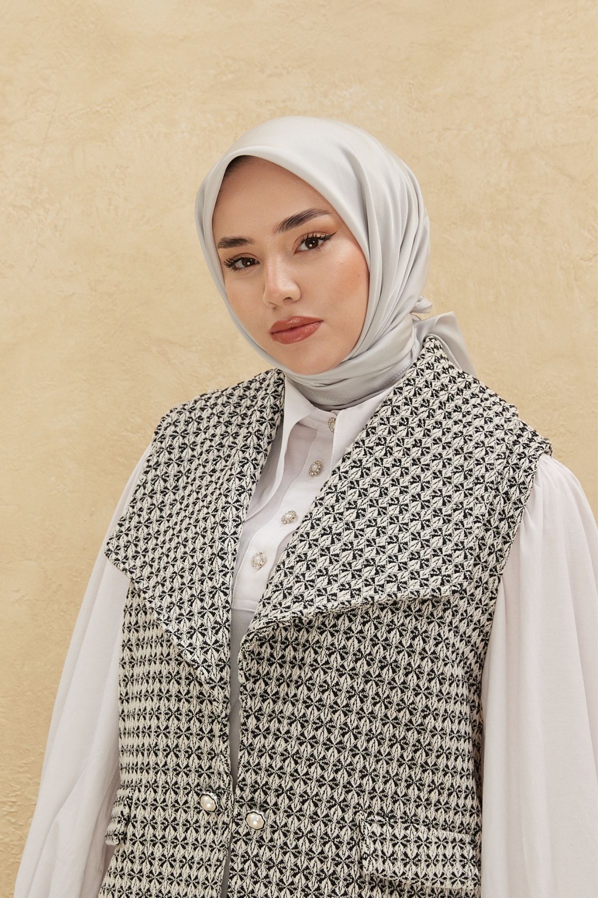 Plain Shiny Scarf75006-12