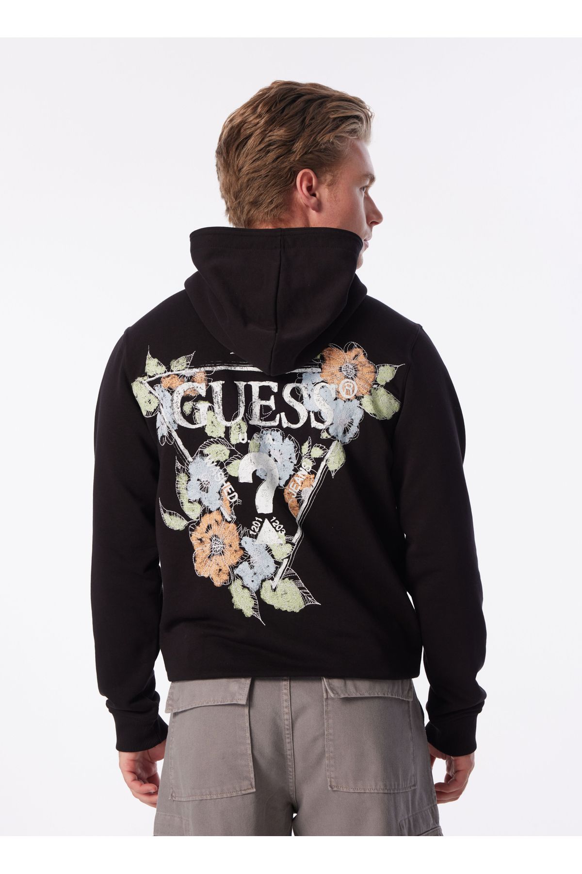 سویشرت مشکی مردانه یقه سیاه پوست Guess