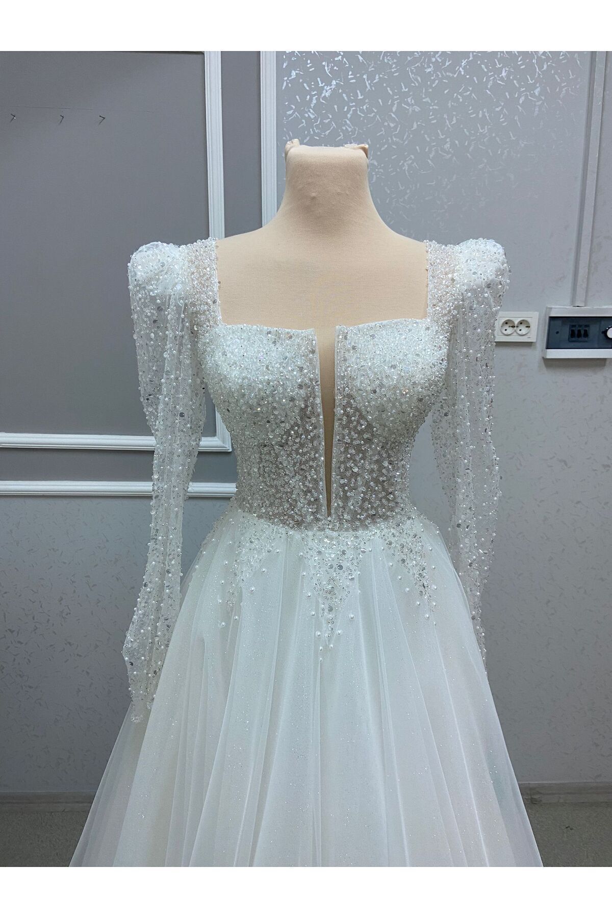 https://cdn.dsmcdn.com/ty1451/product/media/images/prod/QC/20240731/11/f55145ed-d5be-35f7-a65c-401042349ec2/1_org_zoom.jpg