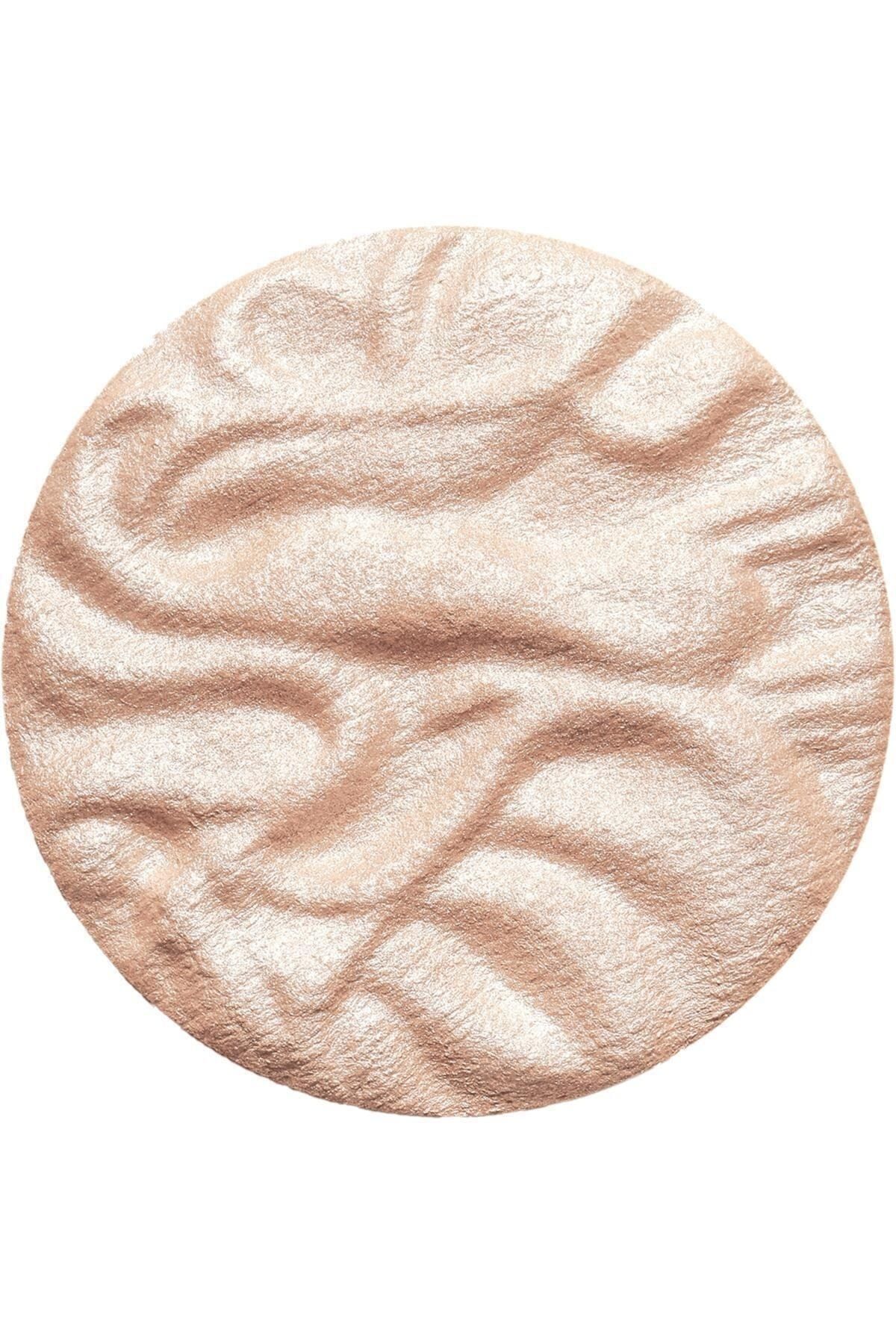 Revolution-Just My Type Reloaded Highlighter - Ultimate Glow-up 2