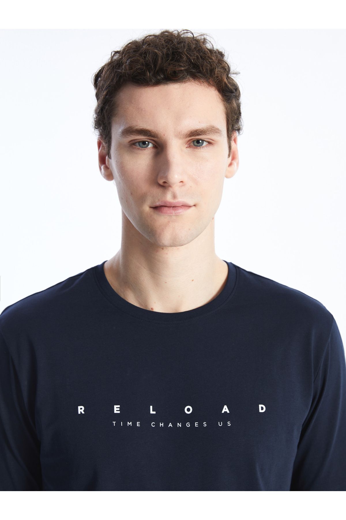 LC Waikiki-Σετ ανδρικών πιτζάμες - Standard Fit και σορτς 2