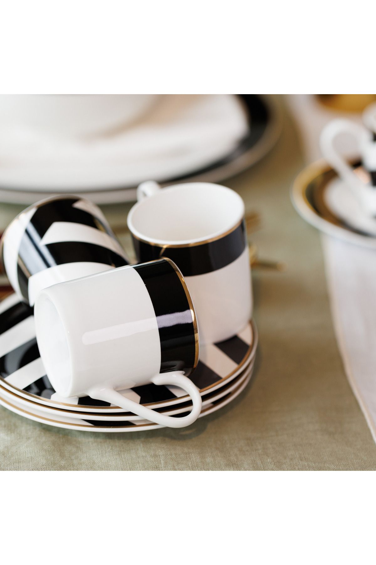 MIKASA-Mkldbandesppk2 Luxe Deco Set of 2 100ml Espresso Cups and Saucers 6