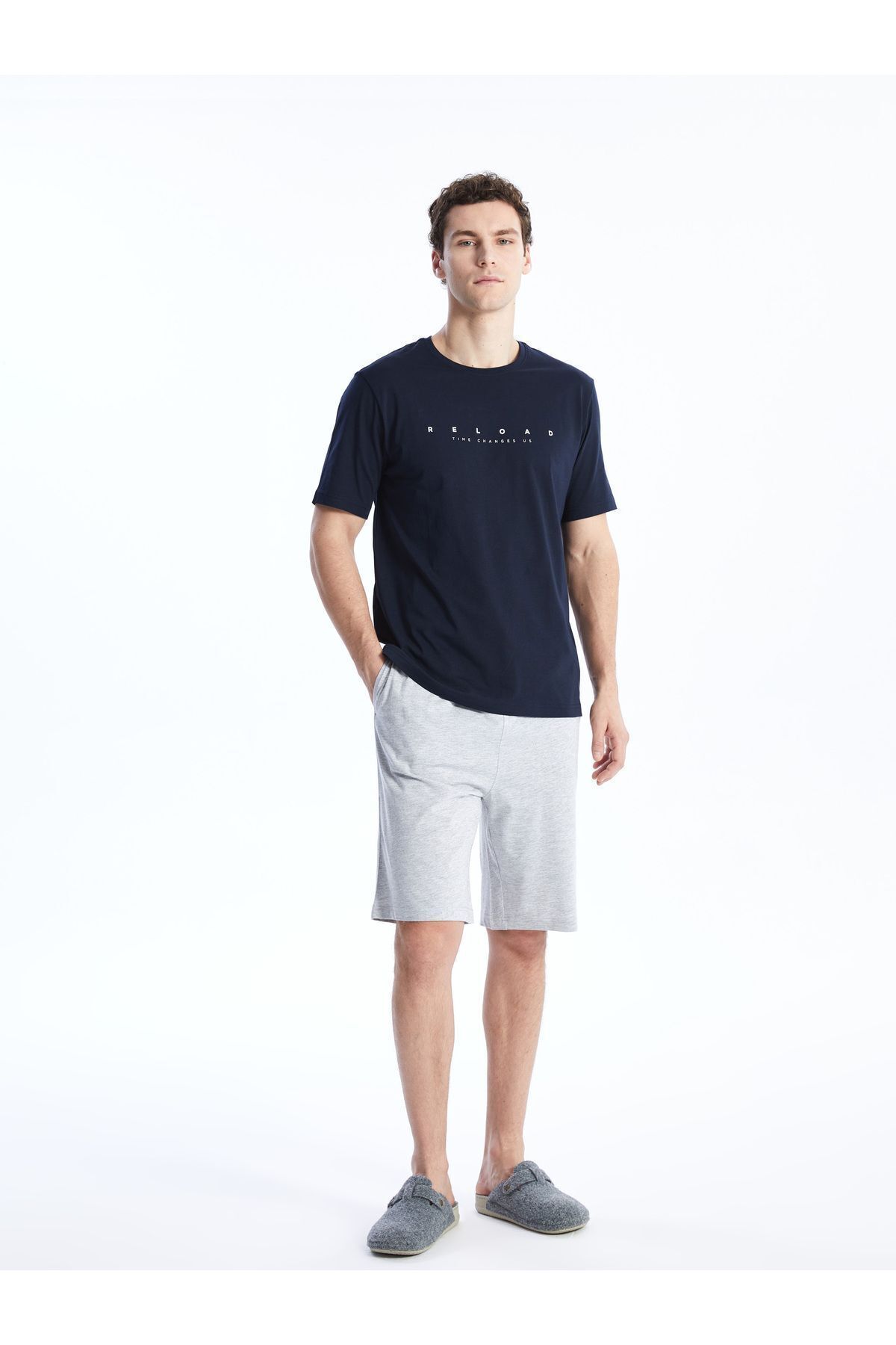 LC Waikiki-Σετ ανδρικών πιτζάμες - Standard Fit και σορτς 3