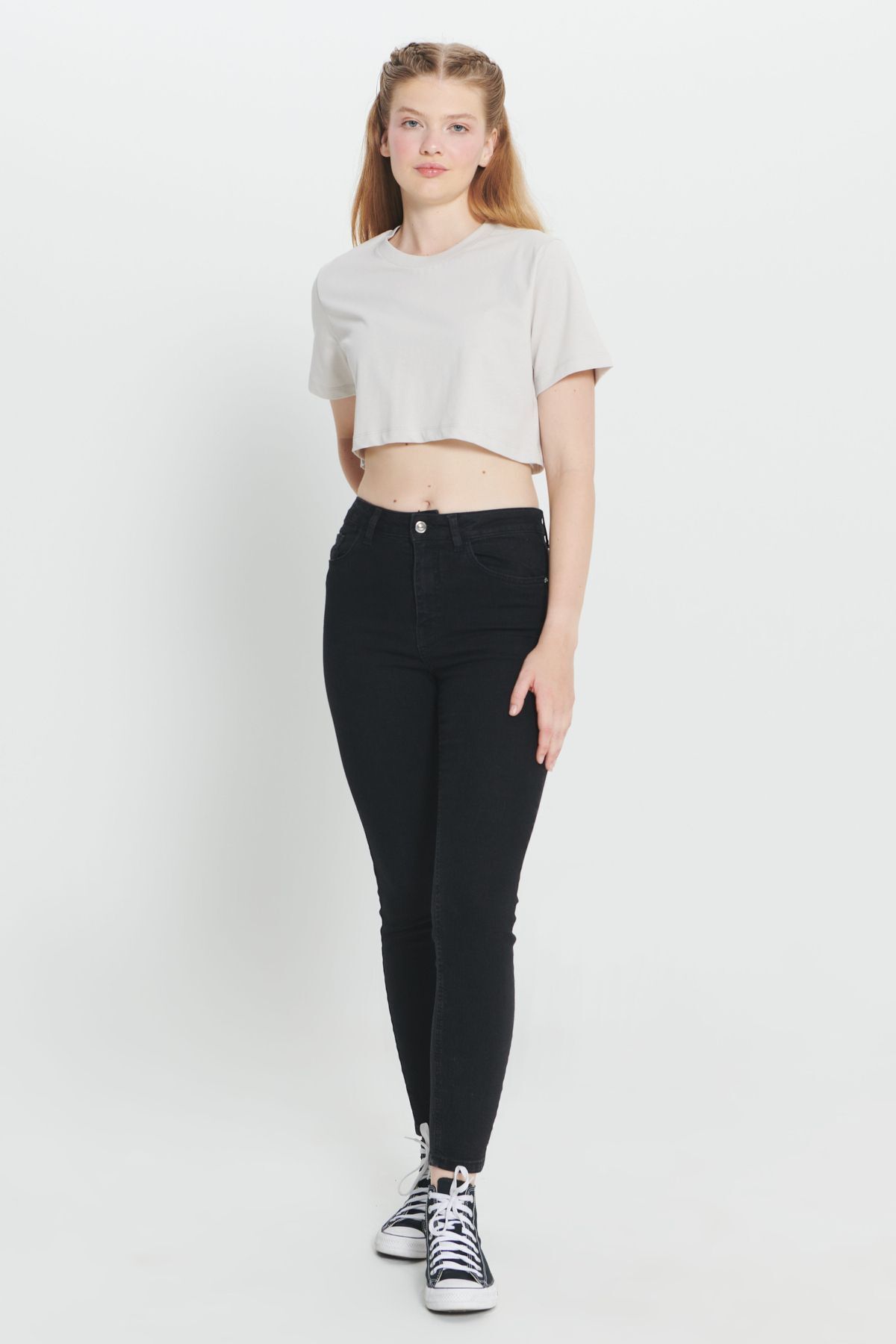 AC&Co / Altınyıldız Classics-Stone Colored Women's Crop T-Shirt - 100% Cotton, Crew Neck, Standard Fit 2