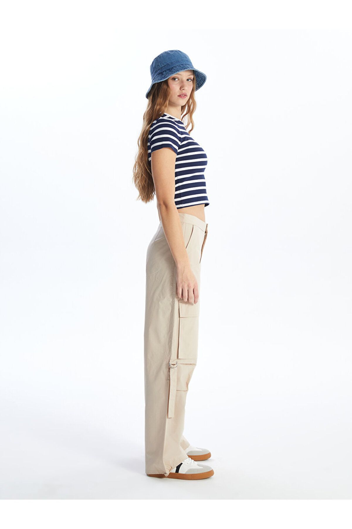 LC Waikiki-Spodnie damskie Standard Fit Straight Parachute 2