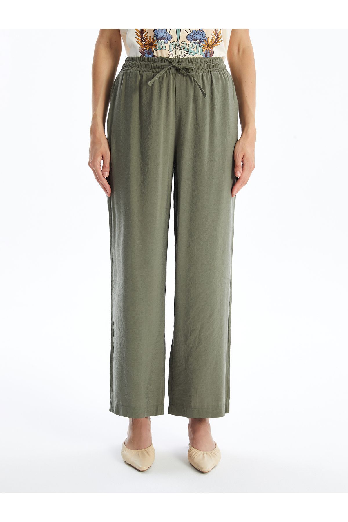 LC Waikiki-Bequeme, geformte Palazzo-Hose für Damen mit elastischem Bund 3