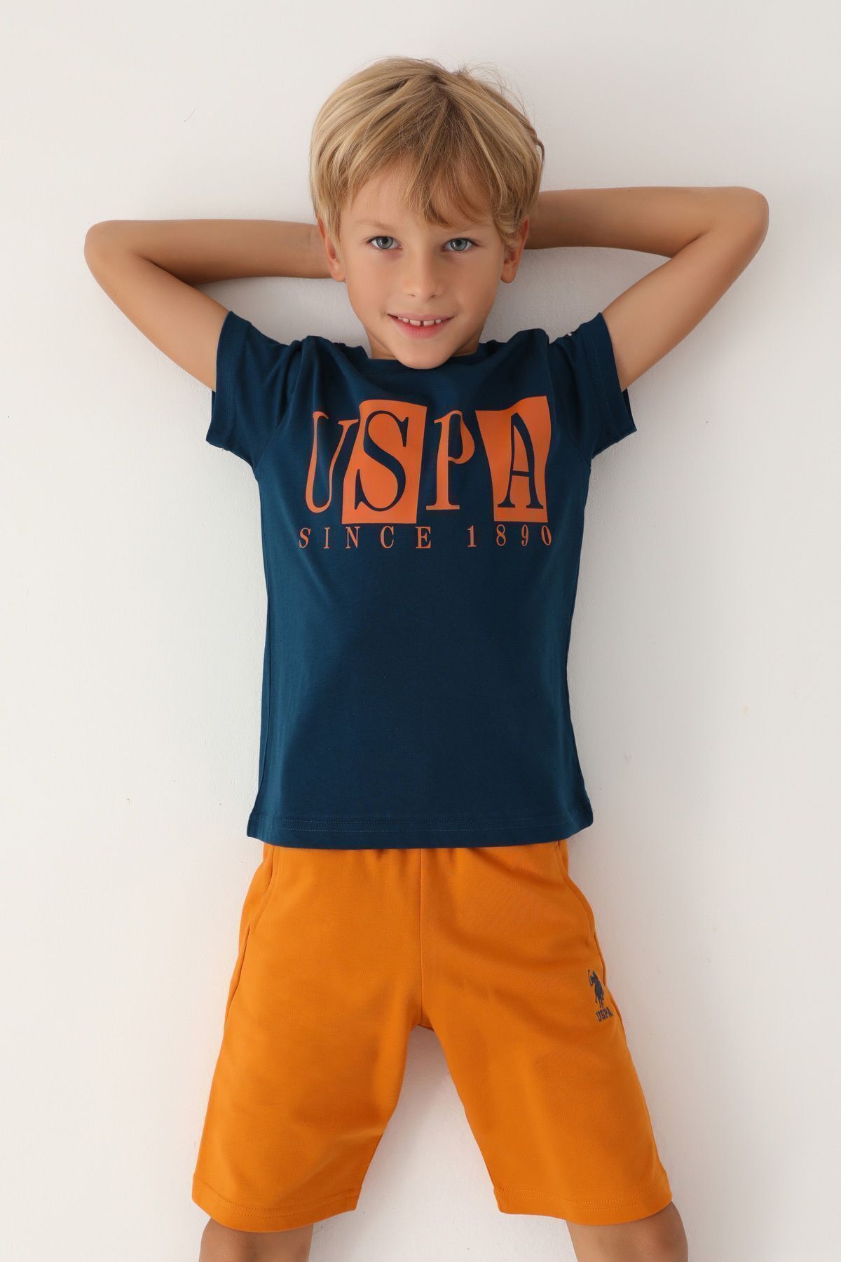 BASE. لباس برمودا پسران فضایی نوشته شده با مجوز پولو اسن U.S. Polo Assn.
