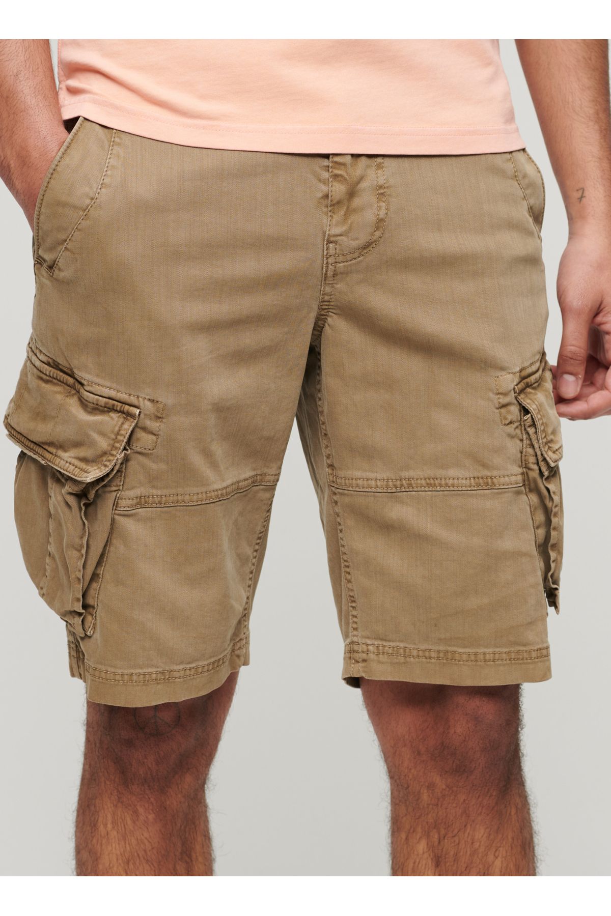 SUPERDRY Rahat Haki Erkek ort M7110433A9VF CORE CARGO SHORT Fiyat Yorumlar Trendyol